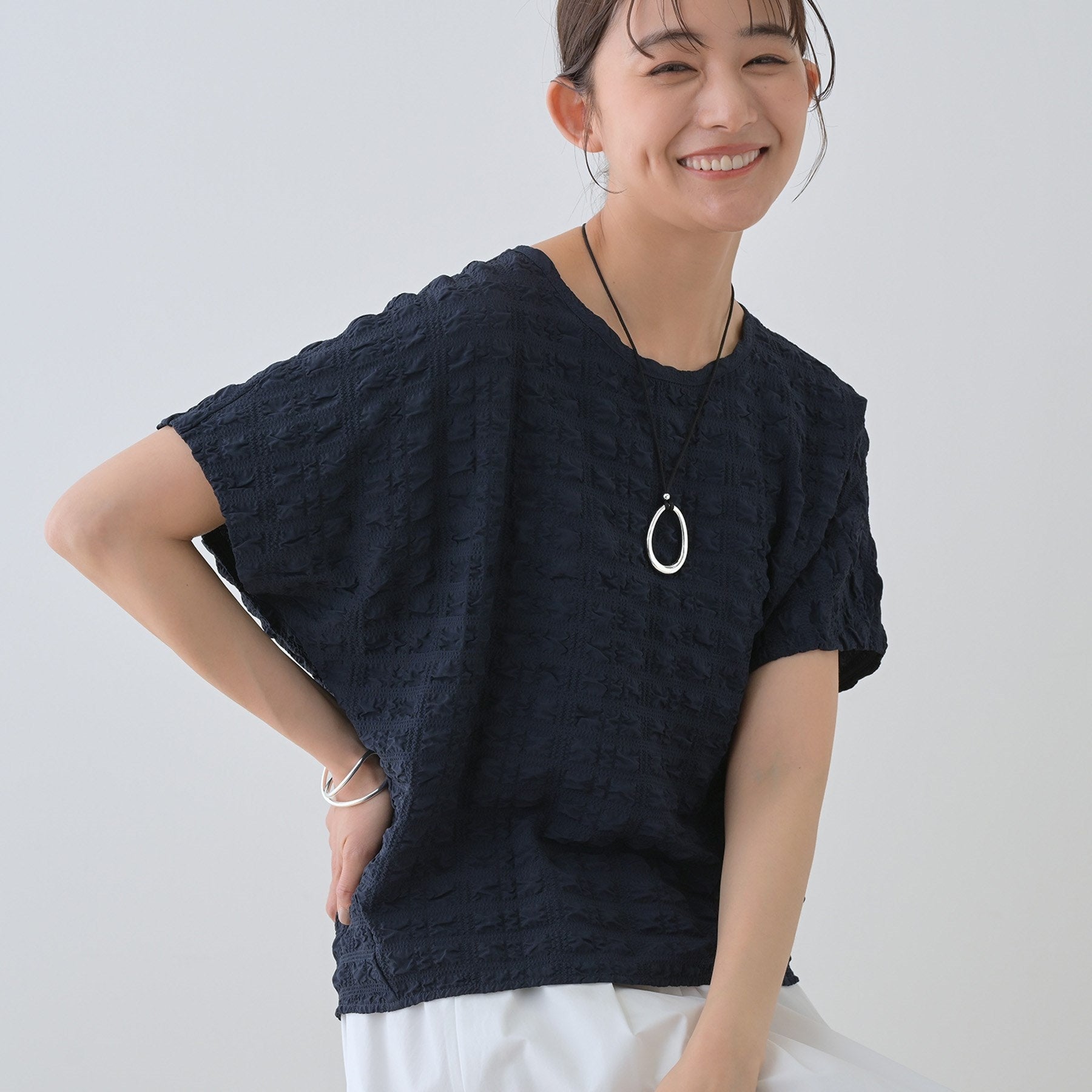 インディヴィ INDIVI 【洗える/凹凸素材/UVケア】コンパクトトップス (ネイビー(094)) ネイビー(094)