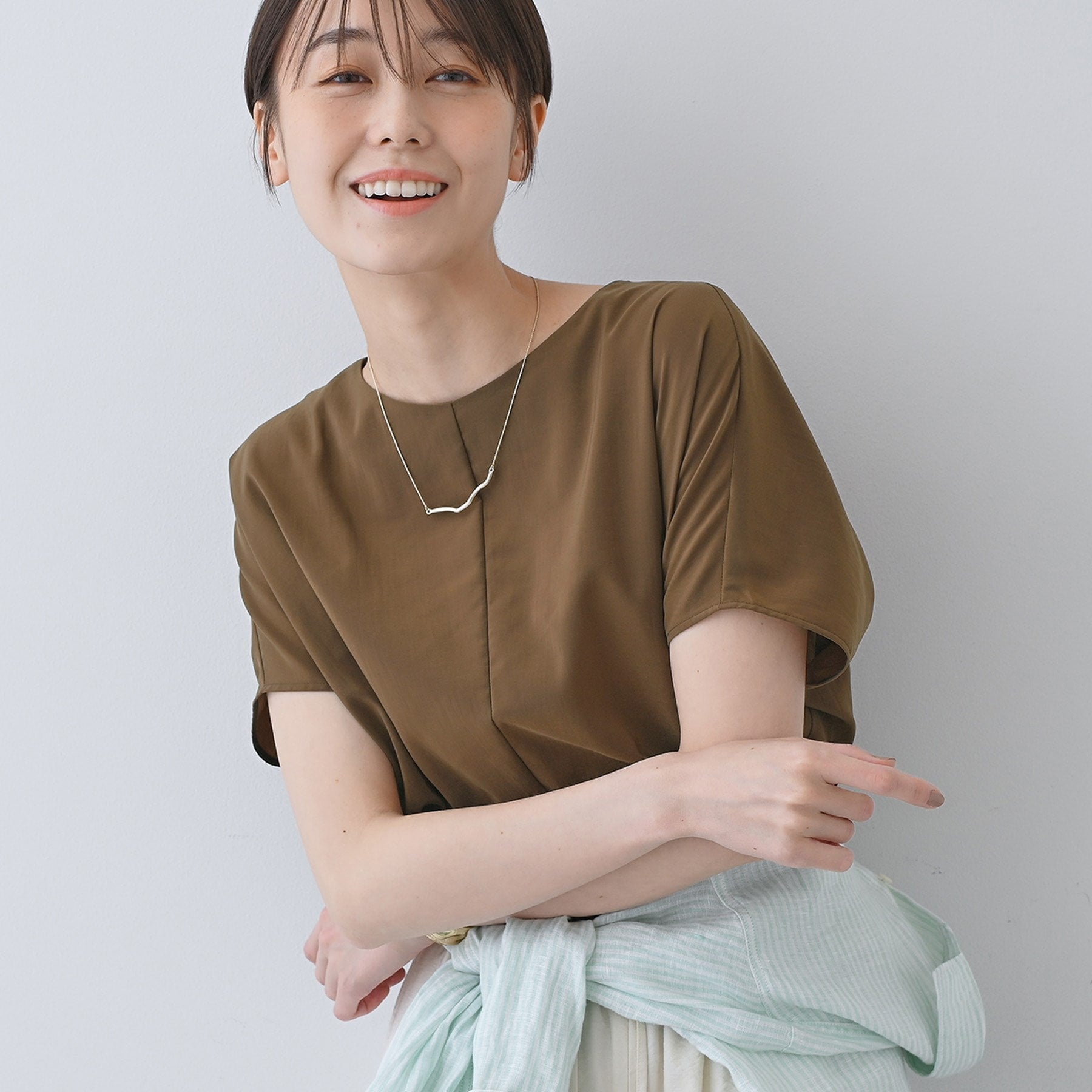 インディヴィ INDIVI 【撥水/接触冷感/UVケア】ドルマンスリーブブラウス (ブラウン(643)) ブラウン(643)