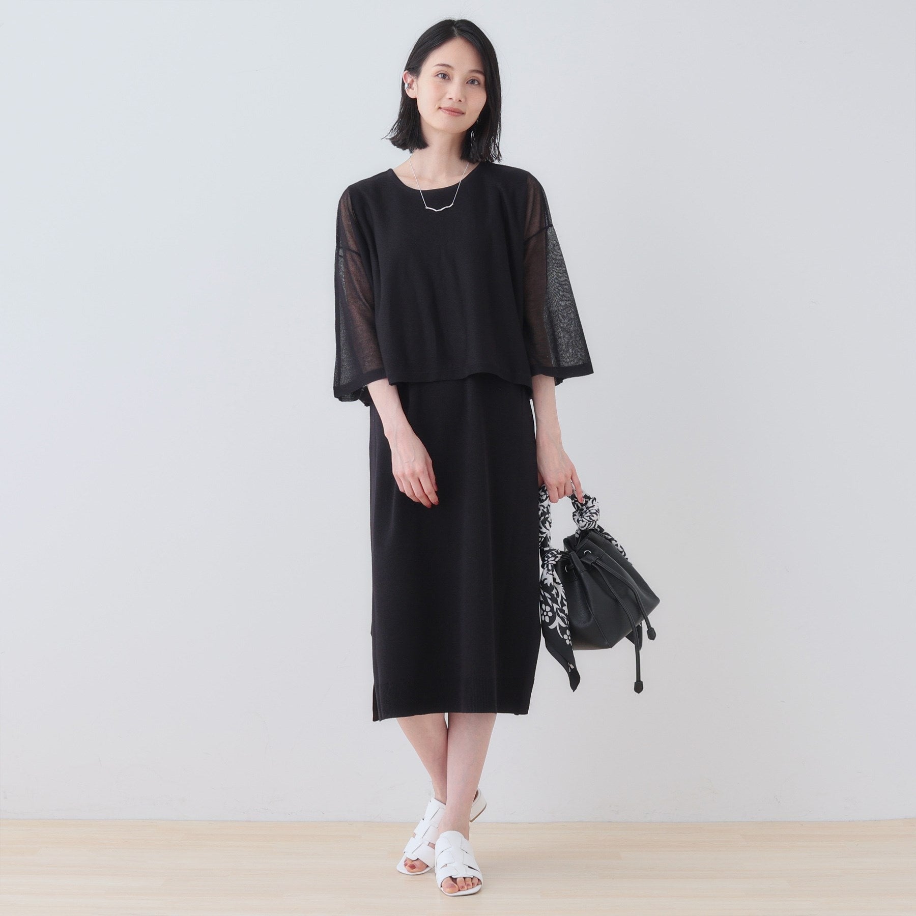 インディヴィ INDIVI 【2点セット】前後2WAYニットワンピース (ブラック(019)) ブラック(019)