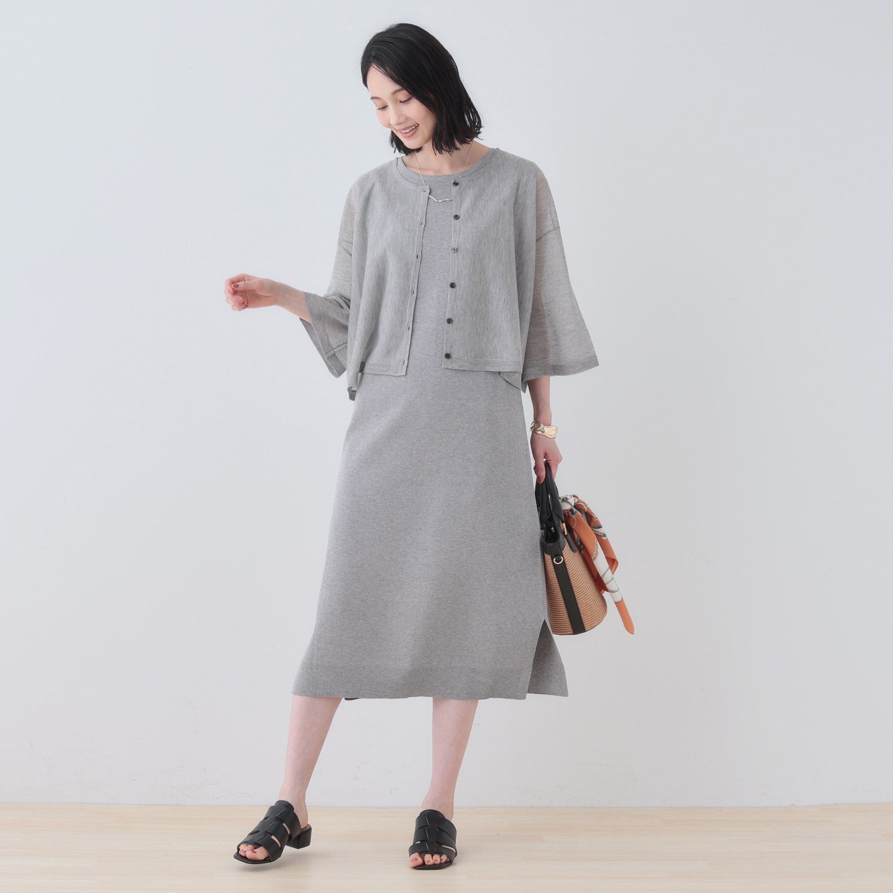 インディヴィ INDIVI 【2点セット】前後2WAYニットワンピース (ブラック(019)) ブラック(019)