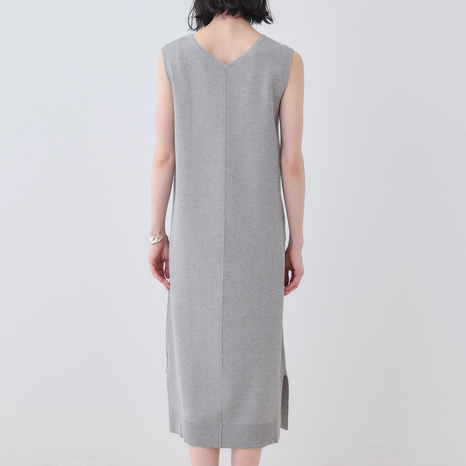 インディヴィ INDIVI 【2点セット】前後2WAYニットワンピース (ブラック(019)) ブラック(019)