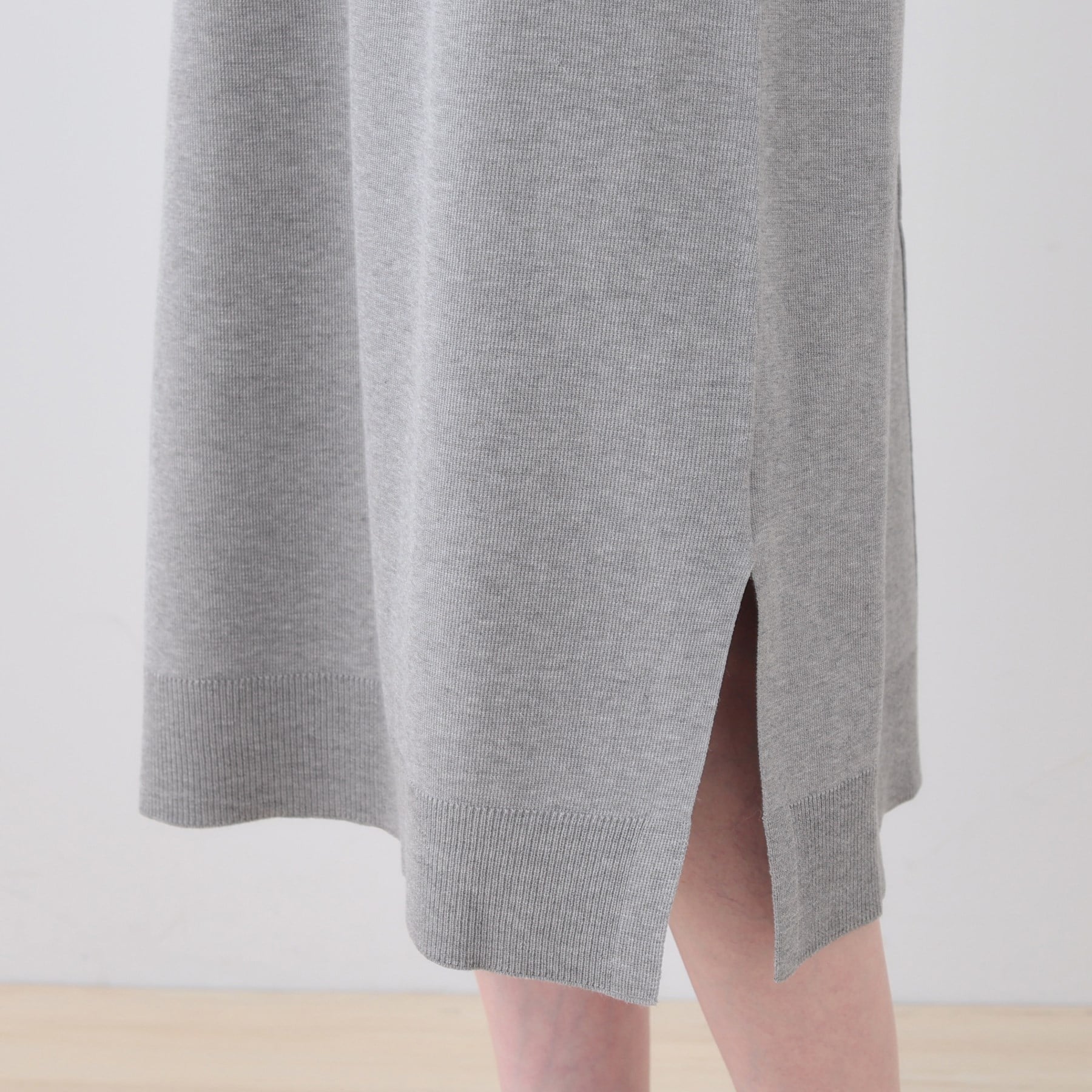 インディヴィ INDIVI 【2点セット】前後2WAYニットワンピース (ブラック(019)) ブラック(019)