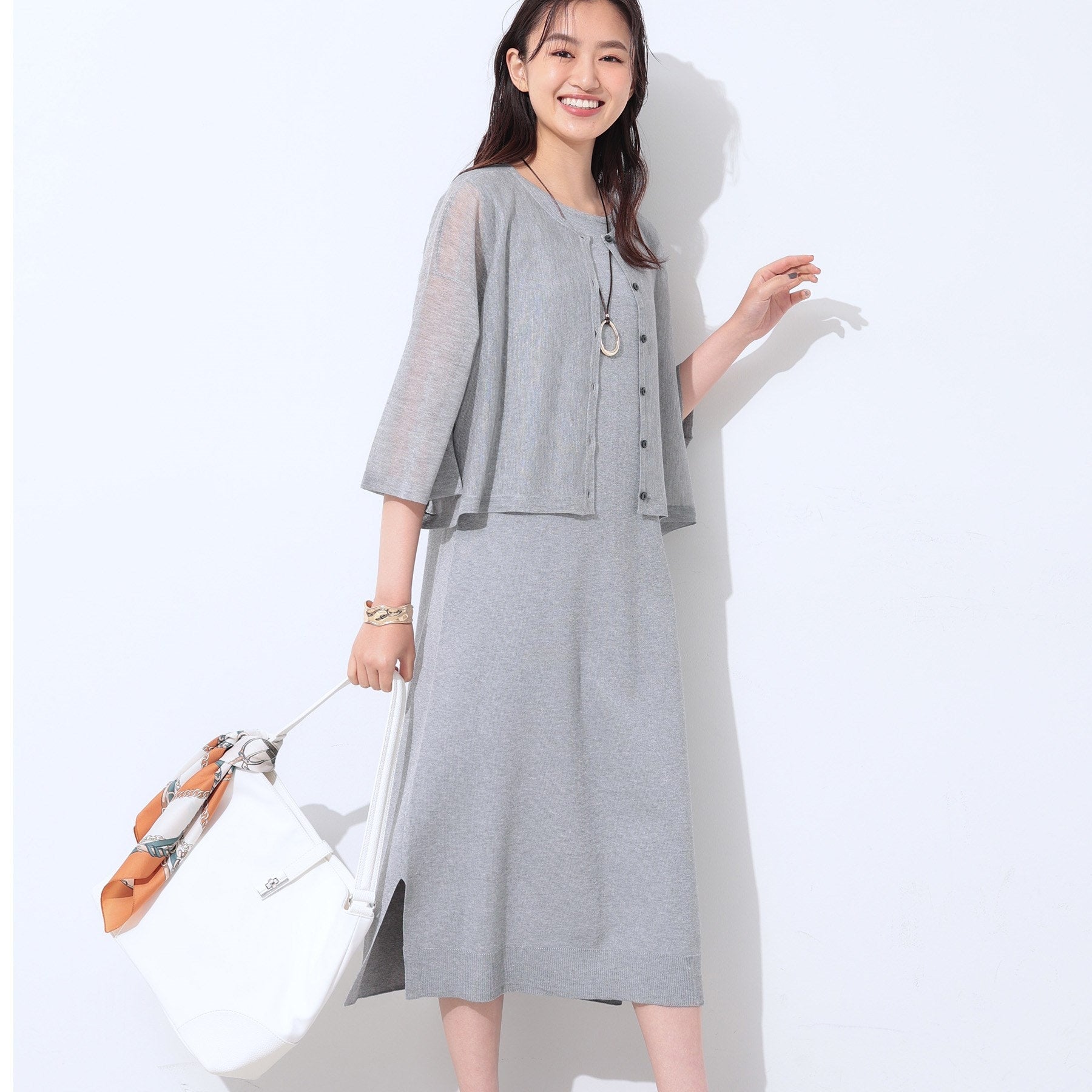 インディヴィ INDIVI 【2点セット】前後2WAYニットワンピース (ライトグレー(911)) ライトグレー(911)