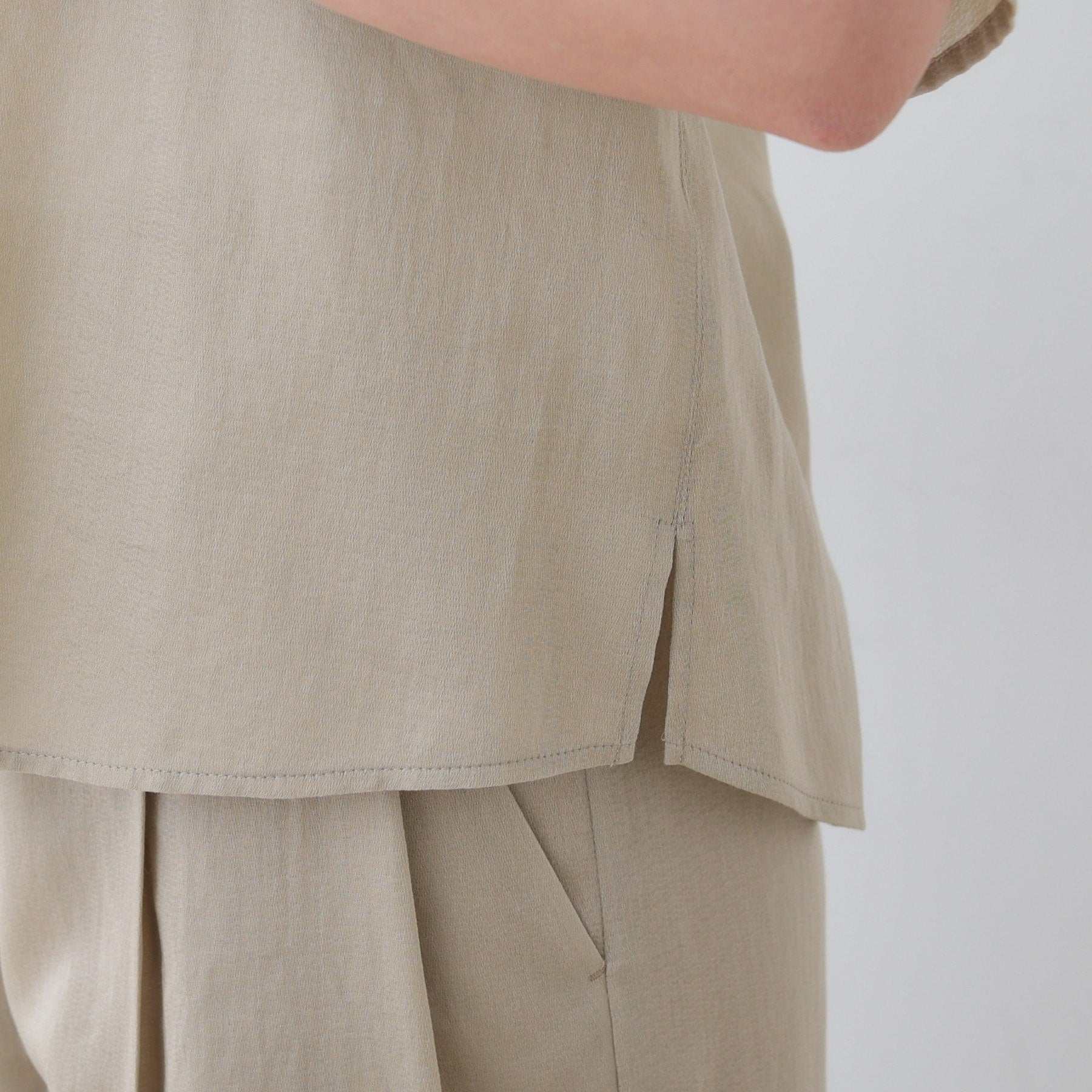 インディヴィ INDIVI 【日本製/SETUP可能】ガーゼ素材Tブラウス (ベージュ(052)) ベージュ(052)