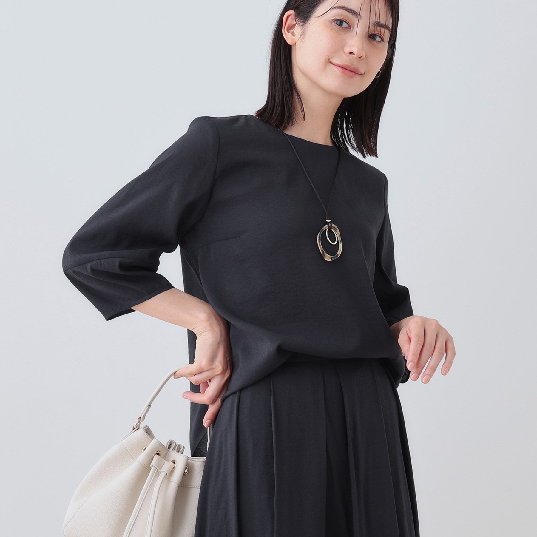 インディヴィ INDIVI 【洗える/SETUP可能】袖コンシャスシアーブラウス (ネイビー(094)) ネイビー(094)