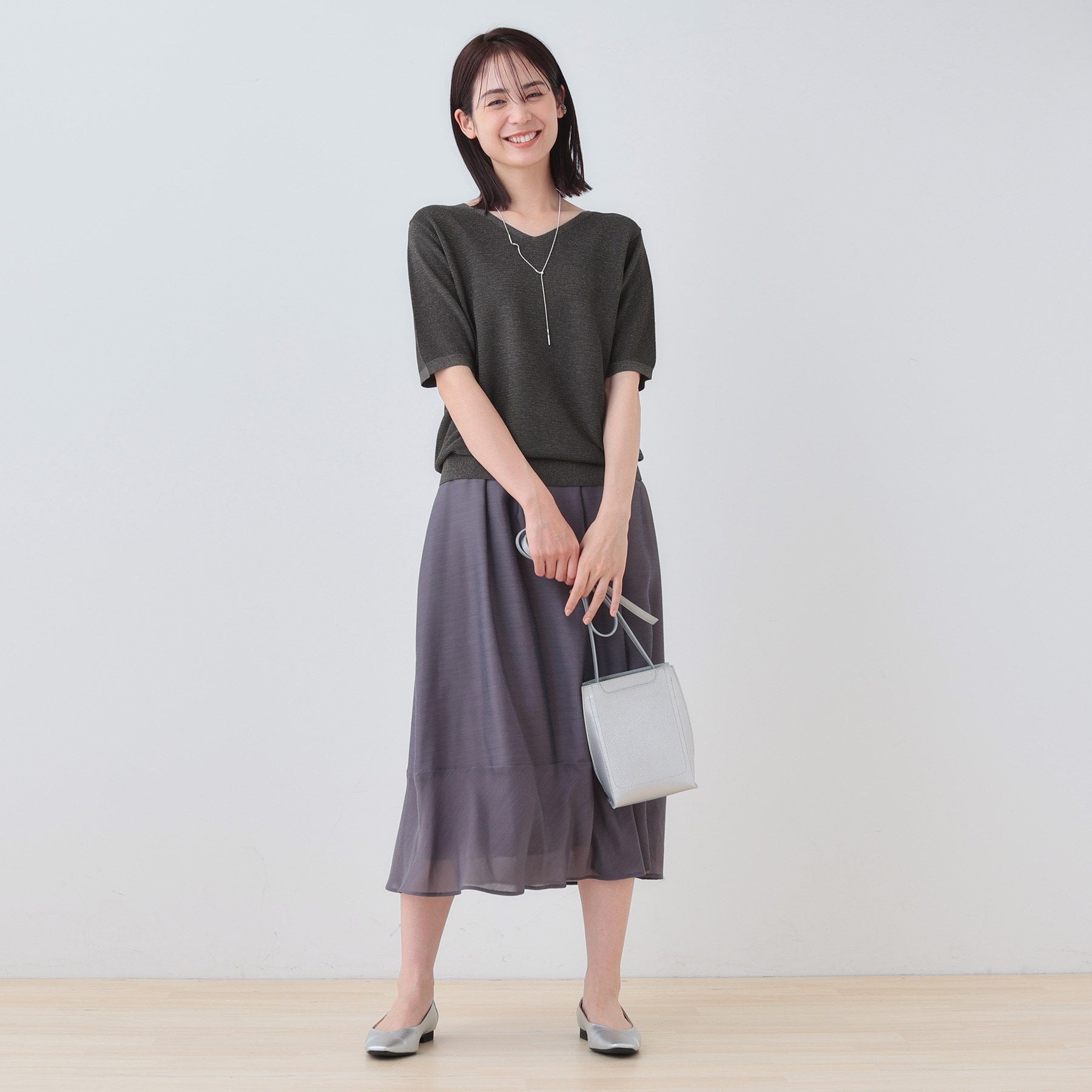 インディヴィ INDIVI 【洗える/ラメ】半袖Vネックニット (オフホワイト(003)) オフホワイト(003)