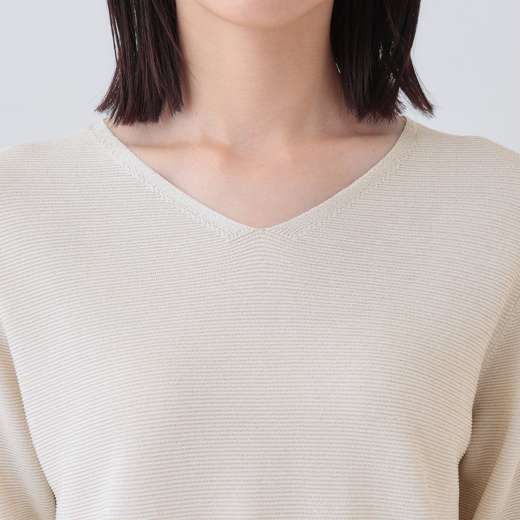 インディヴィ INDIVI 【洗える/ラメ】半袖Vネックニット (オフホワイト(003)) オフホワイト(003)