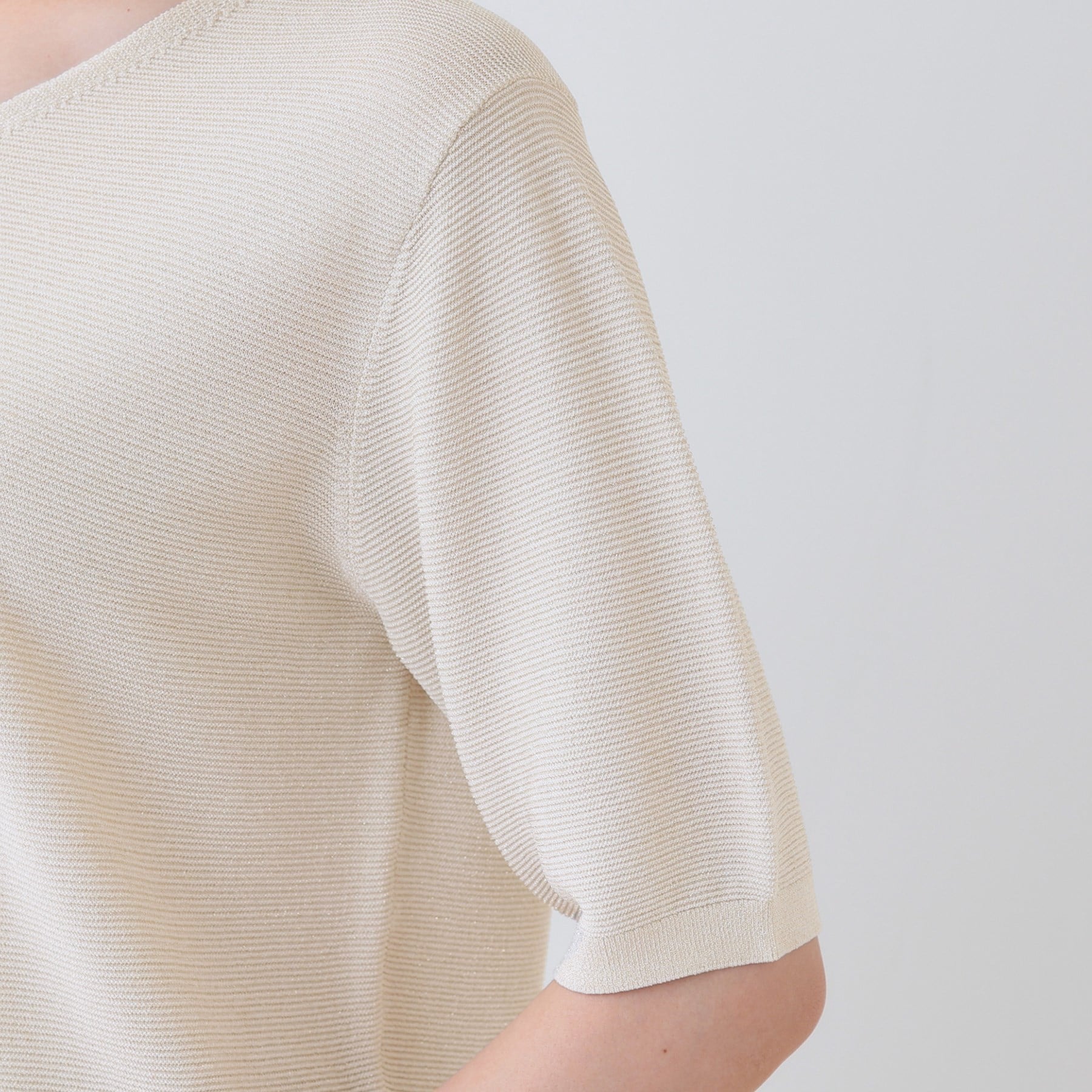 インディヴィ INDIVI 【洗える/ラメ】半袖Vネックニット (オフホワイト(003)) オフホワイト(003)