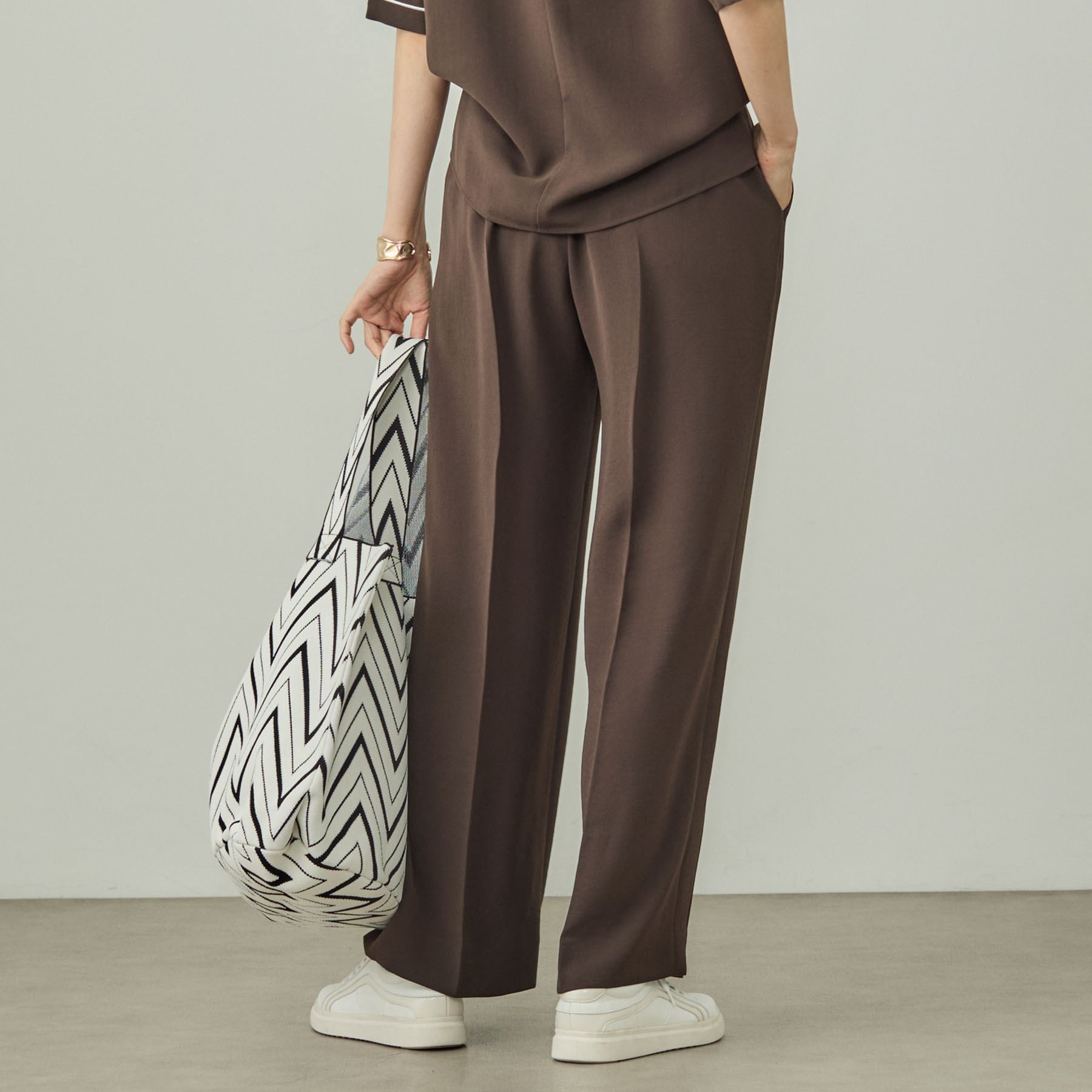 インディヴィ INDIVI 【洗える/UVケア】ワイドパンツ (ブラウン(044)) ブラウン(044)