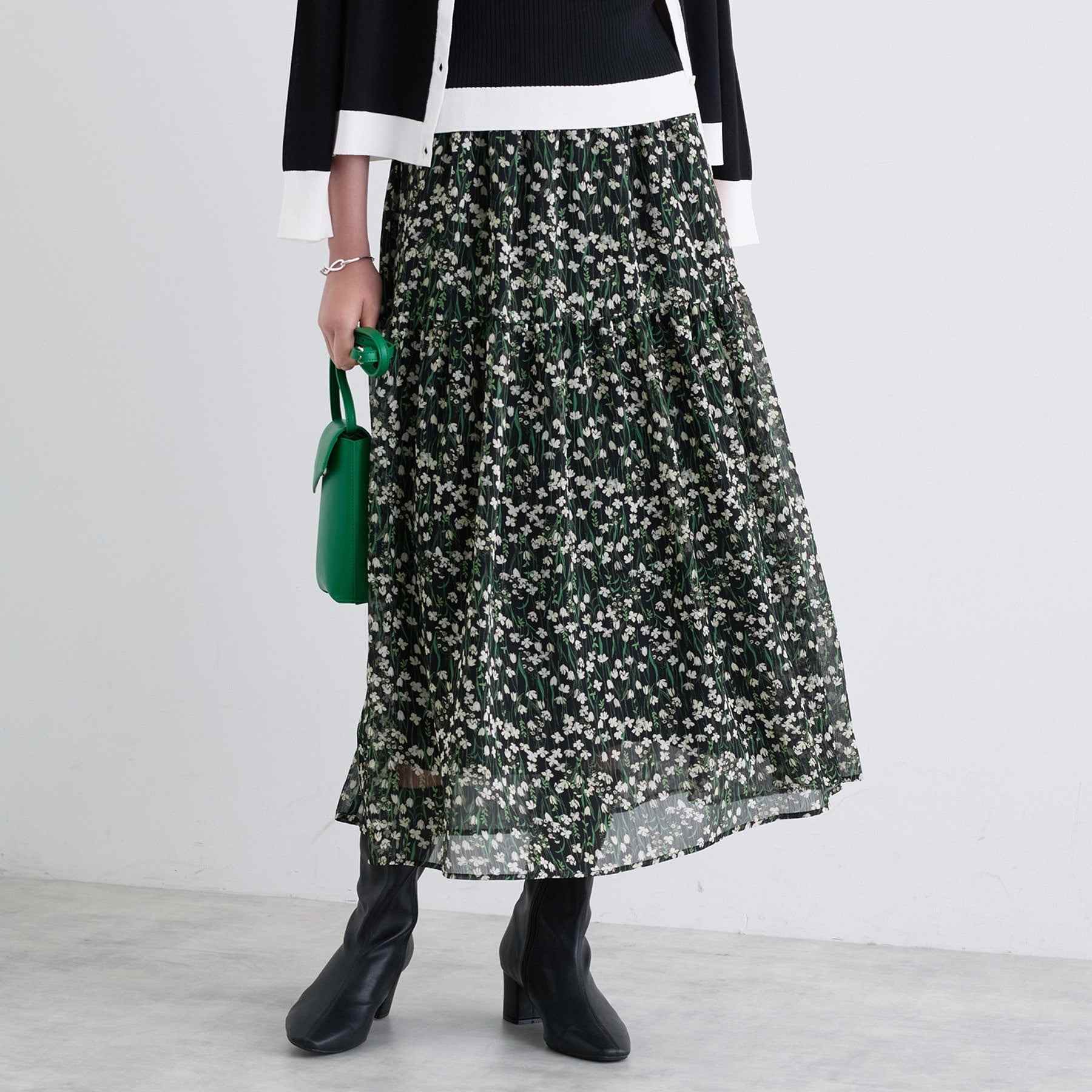 インディヴィ INDIVI 【セットアップ可能】フラワーシフォンスカート (ライトベージュ(151)) ライトベージュ(151)