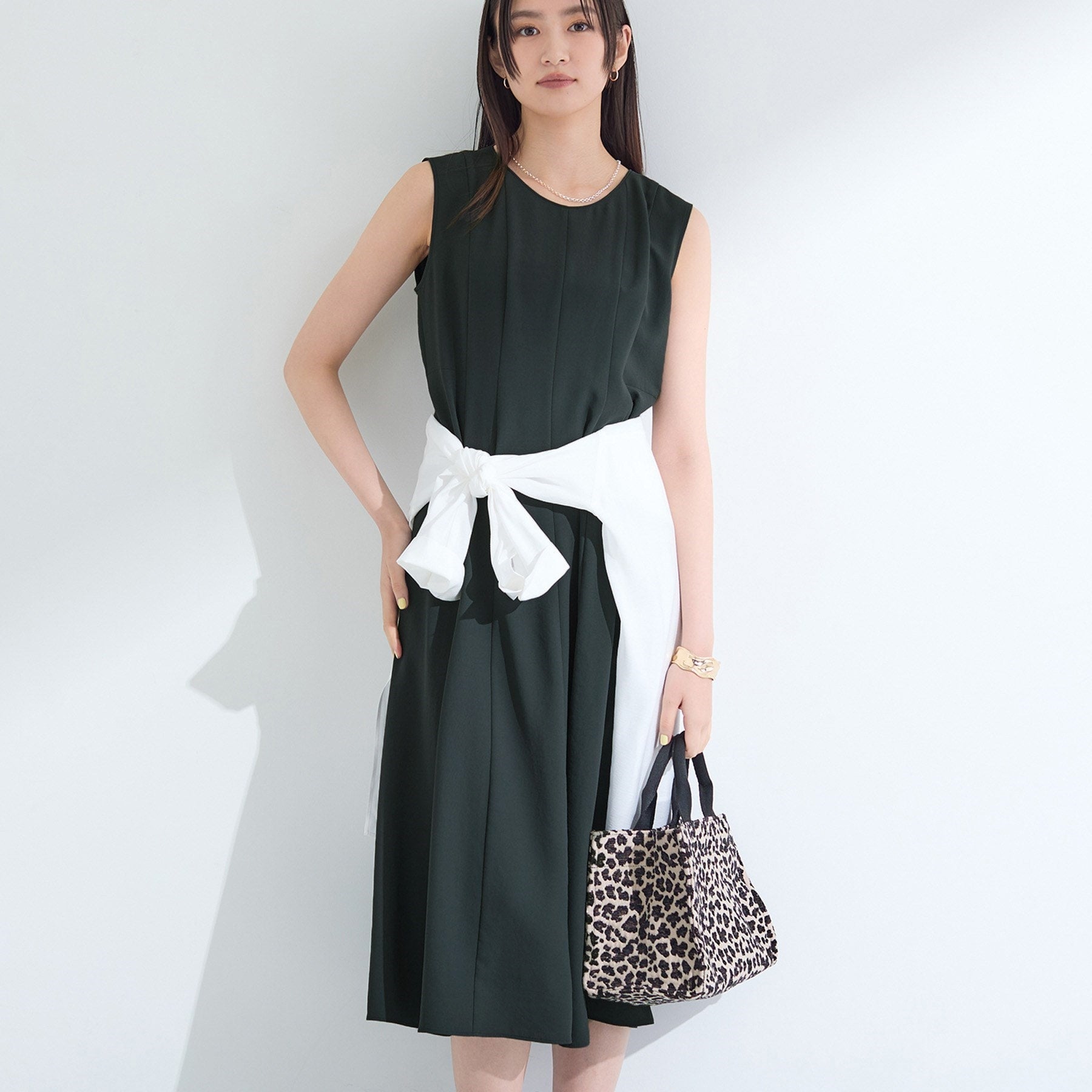 インディヴィ INDIVI 【着る日傘/UVケア/接触冷感】ノースリーブワンピース (チャコールグレー(013)) チャコールグレー(013)