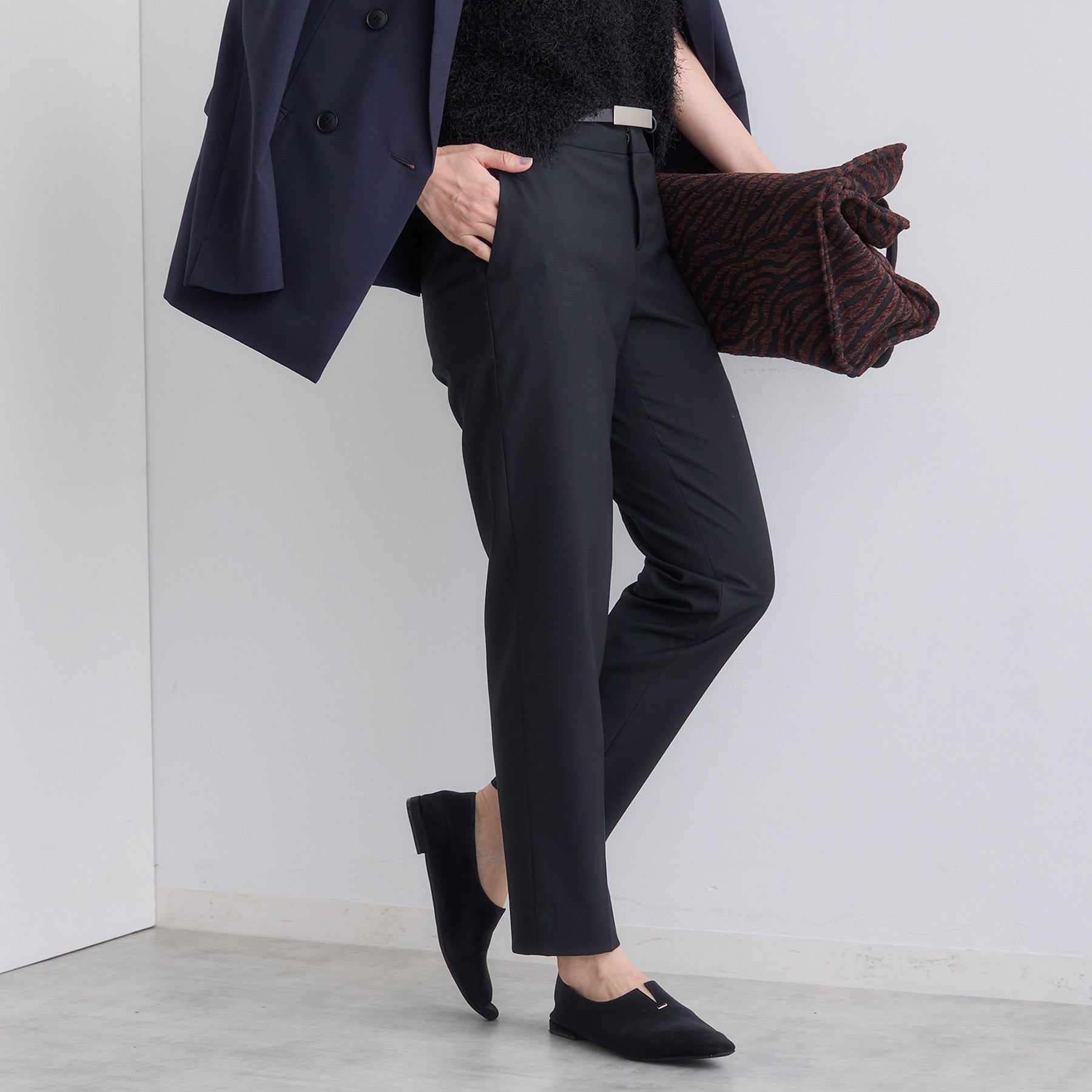 インディヴィ INDIVI 【ウール混】スティックパンツ (ブラック(019)) ブラック(019)