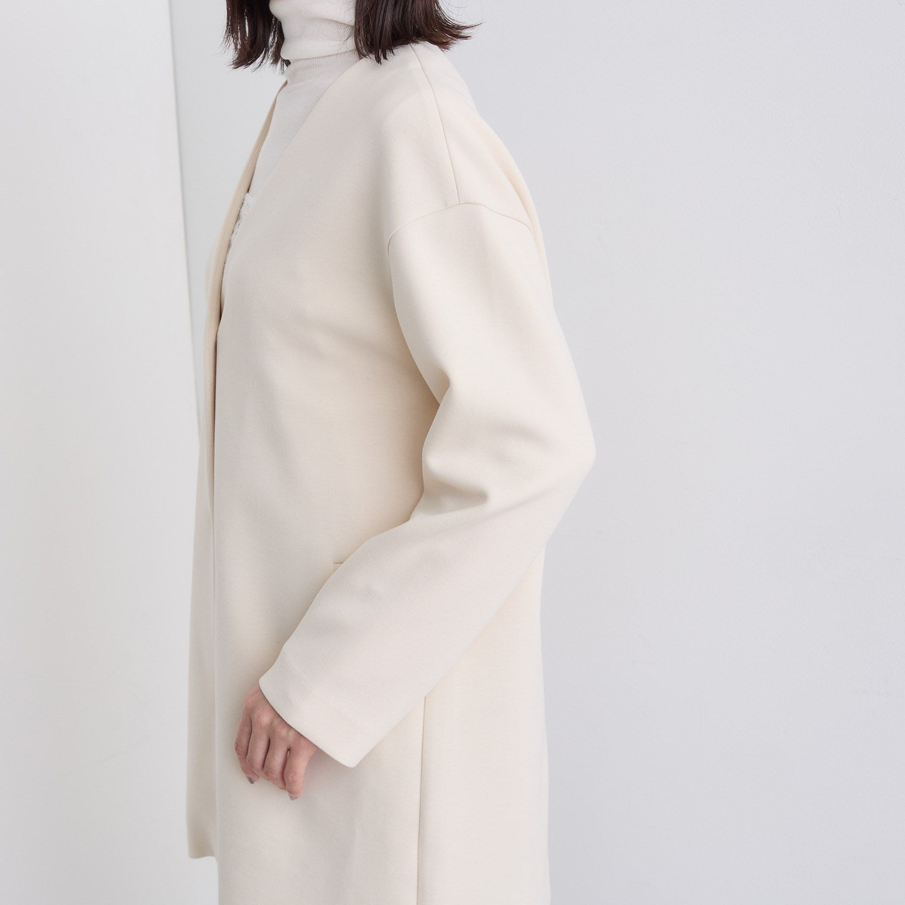 インディヴィ INDIVI 【ダンボール素材】ノーカラーIライン ライトコート (ライトグレー(611)) ライトグレー(611)