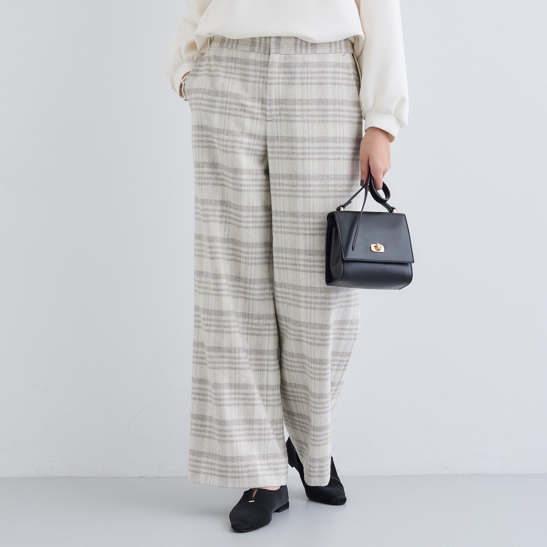 インディヴィ INDIVI 【褒められパンツ/ウール混】ウォームウール ワイドパンツ (ライトグレー(211)) ライトグレー(211)