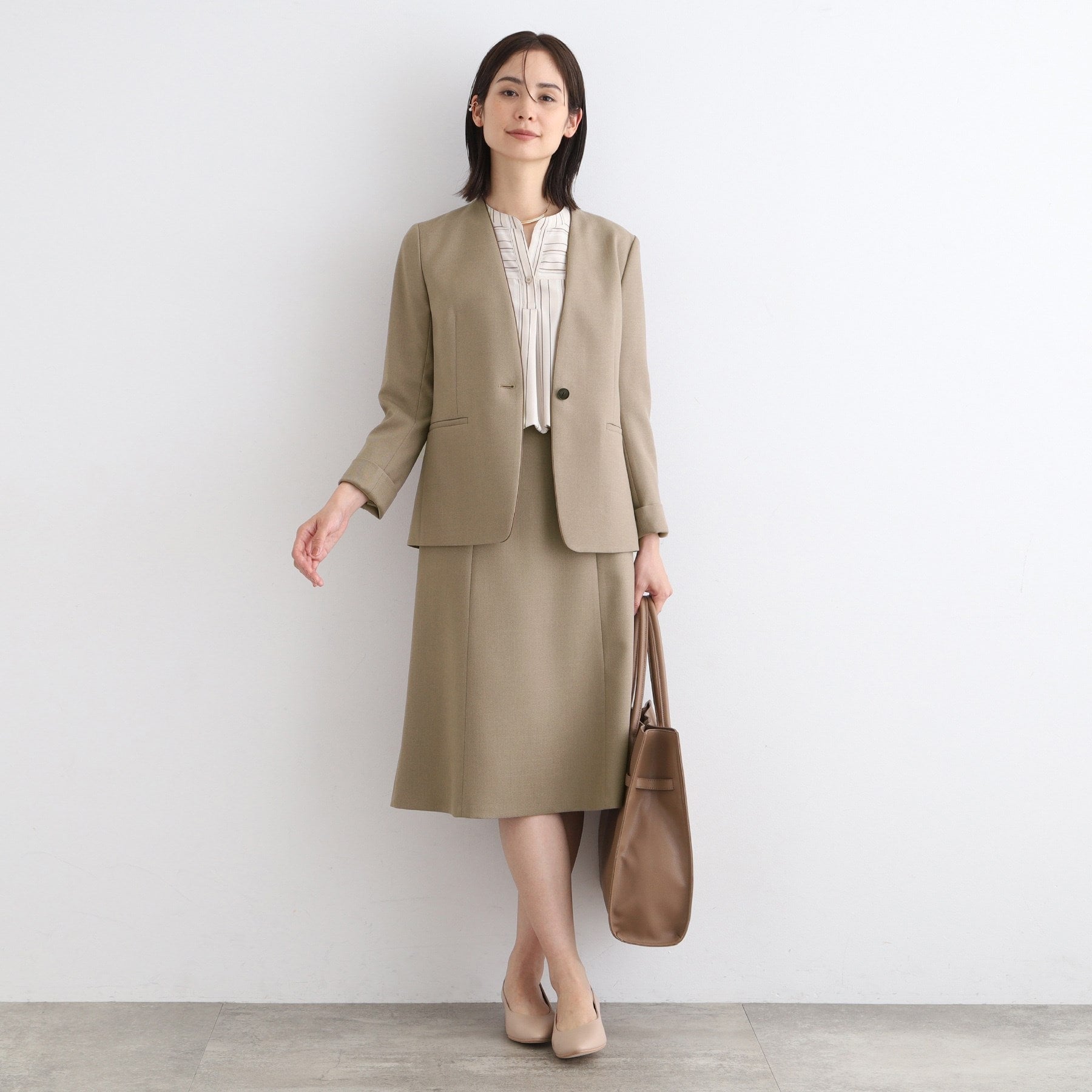 インディヴィ INDIVI 【洗える/UVケア/定番スーツ】ウール調ノーカラージャケット (ピンクベージュ(053)) ピンクベージュ(053)