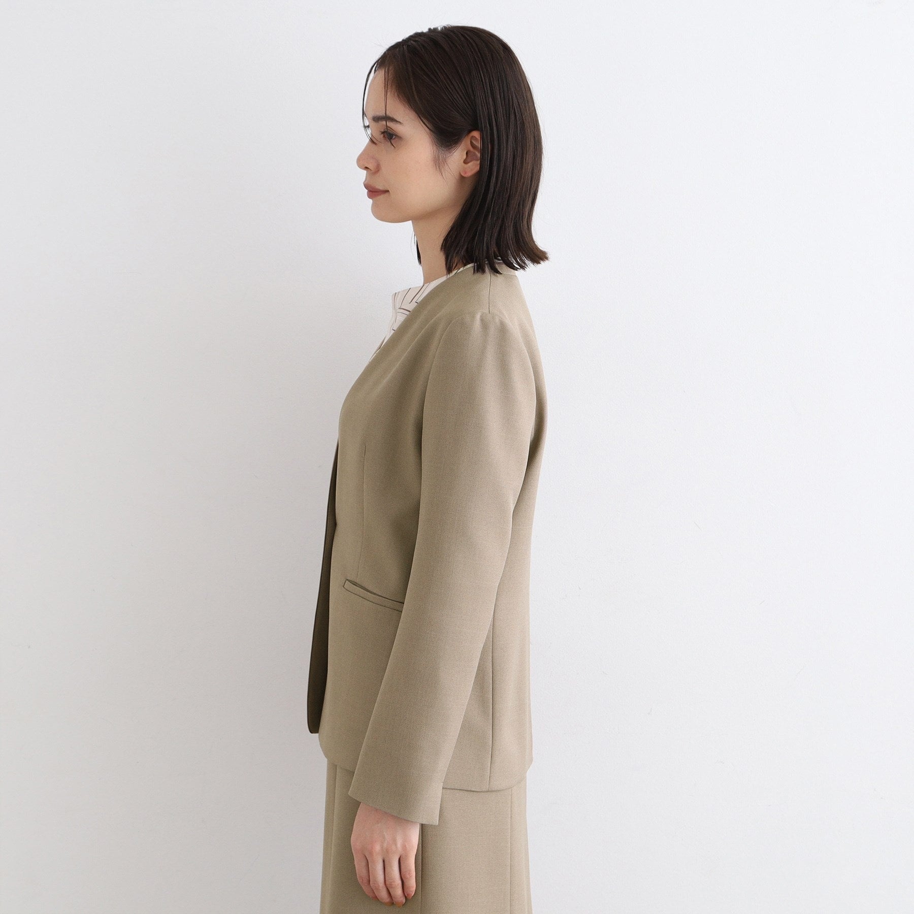 インディヴィ INDIVI 【洗える/UVケア/定番スーツ】ウール調ノーカラージャケット (ピンクベージュ(053)) ピンクベージュ(053)