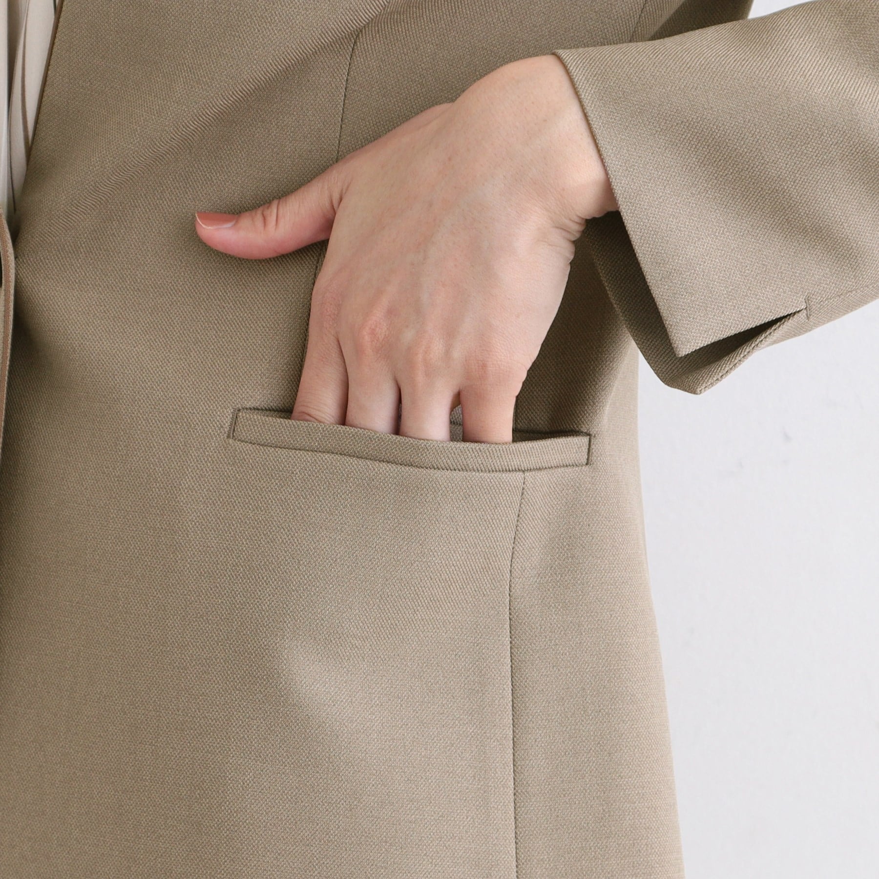 インディヴィ INDIVI 【洗える/UVケア/定番スーツ】ウール調ノーカラージャケット (ピンクベージュ(053)) ピンクベージュ(053)