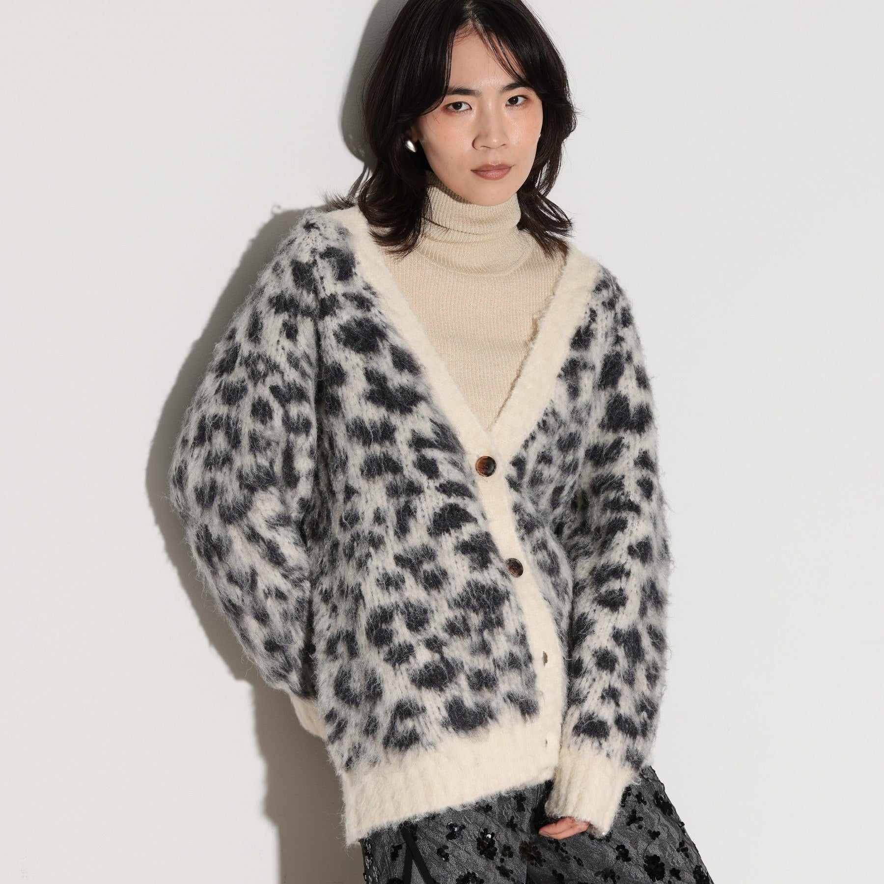 GALLEST LEOPARD FEATHER CARDIGAN