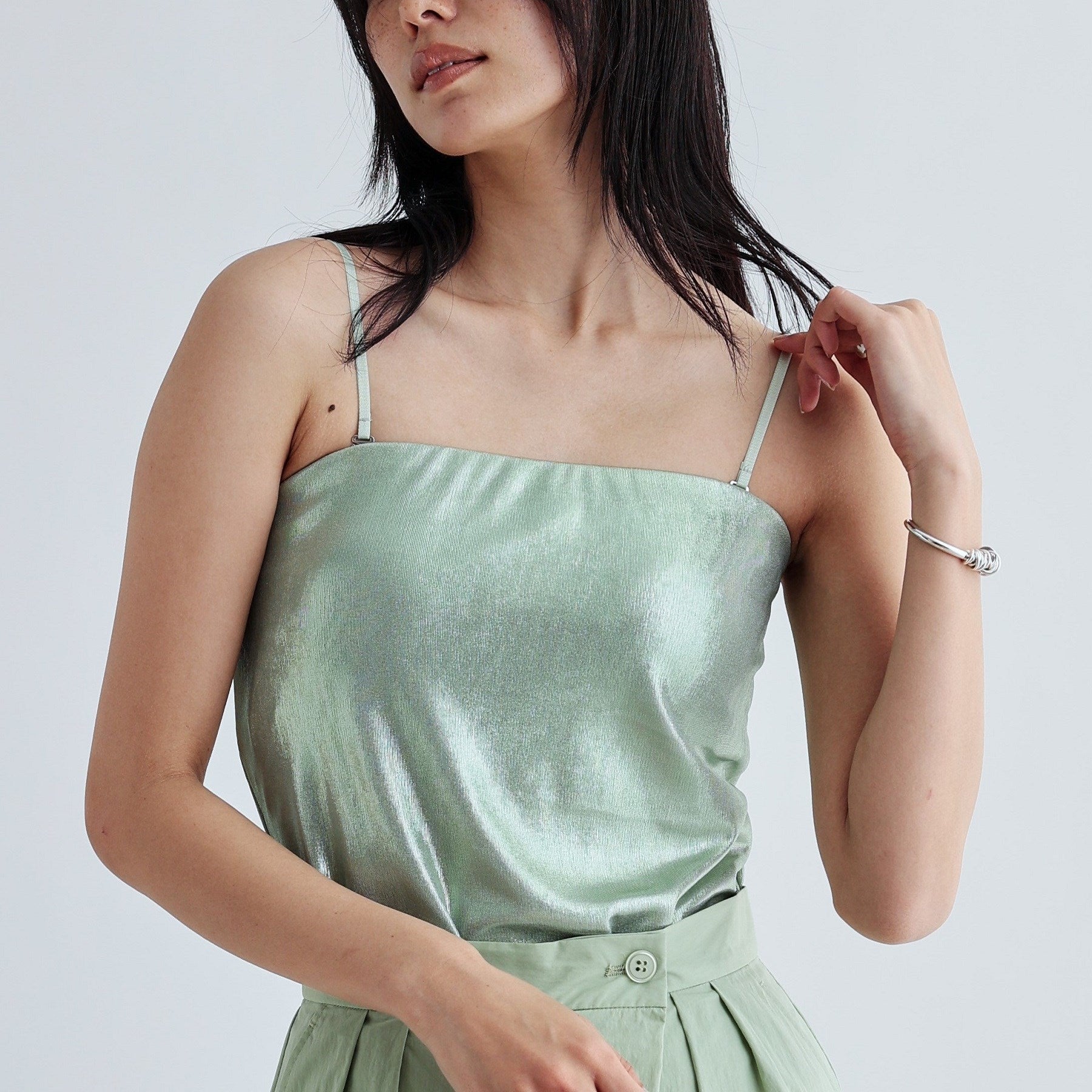 ギャレスト GALLEST シャイニーベアトップ(カップ付き) (ライトグリーン(020)) ライトグリーン(020)