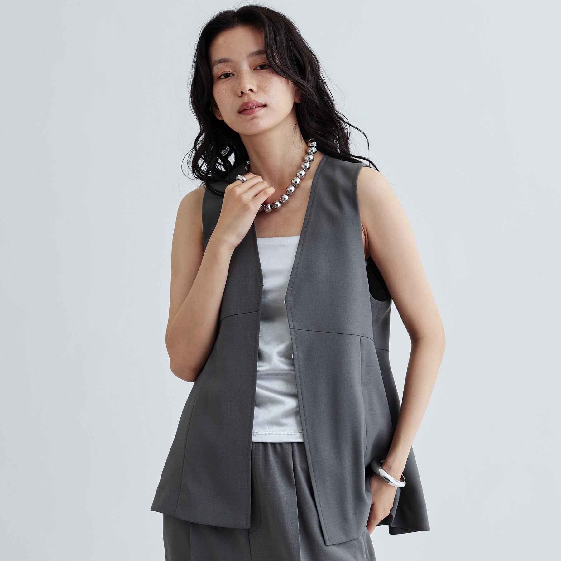 ギャレスト GALLEST 【接触冷感/セットアップ対応】イージーペプラムジレ (キャメルブラウン(041)) キャメルブラウン(041)