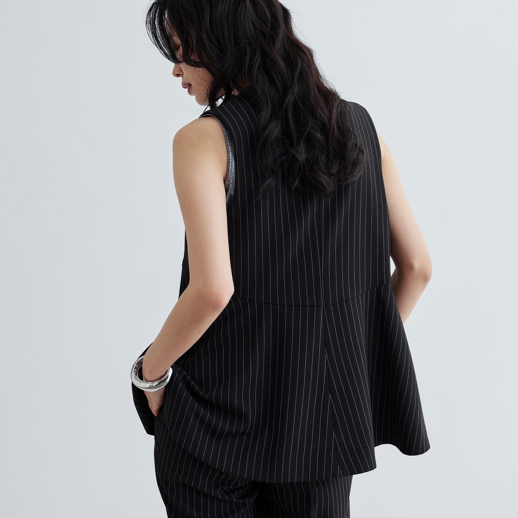 ギャレスト GALLEST 【接触冷感/セットアップ対応】イージーペプラムジレ (キャメルブラウン(041)) キャメルブラウン(041)