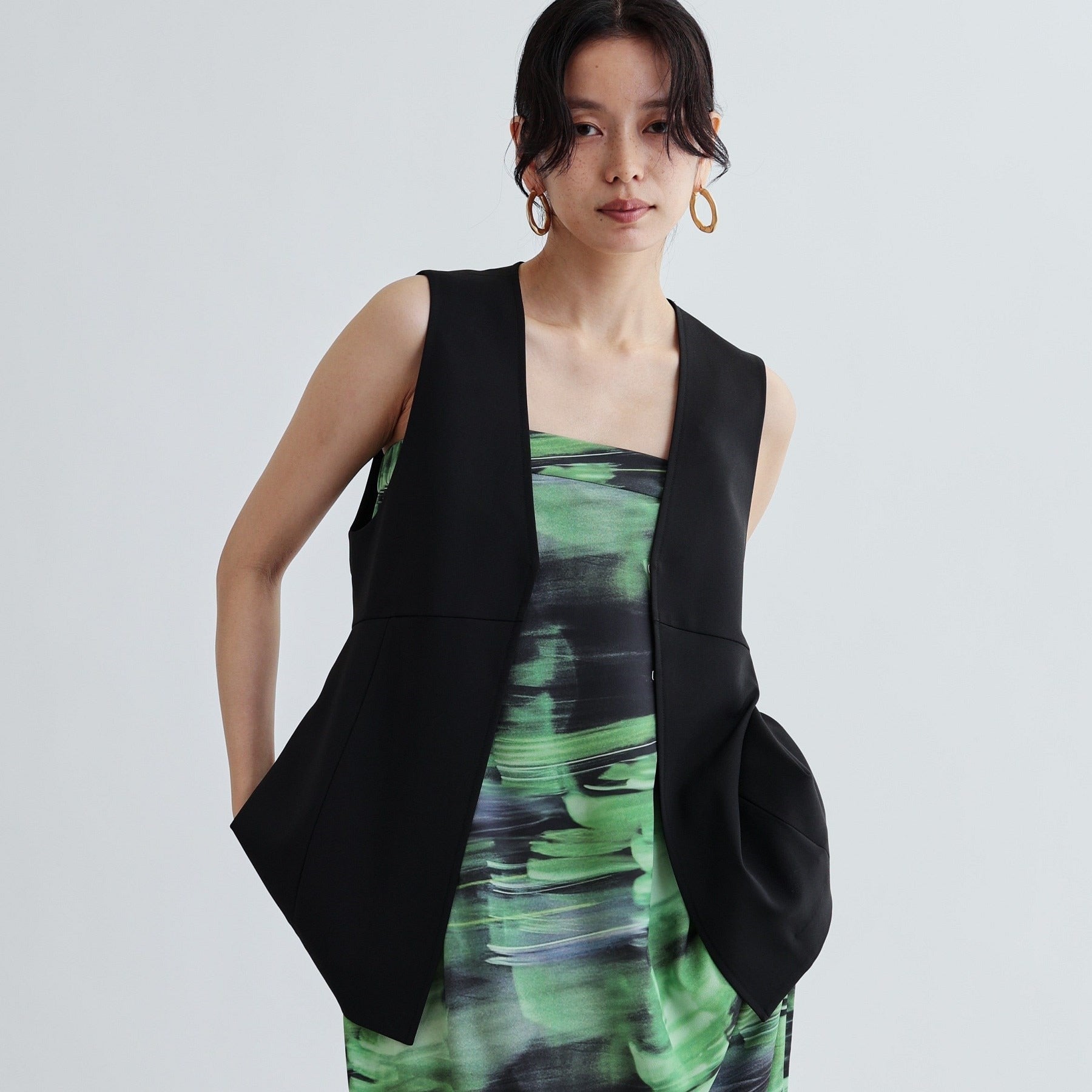 ギャレスト GALLEST 【接触冷感/セットアップ対応】イージーペプラムジレ (キャメルブラウン(041)) キャメルブラウン(041)