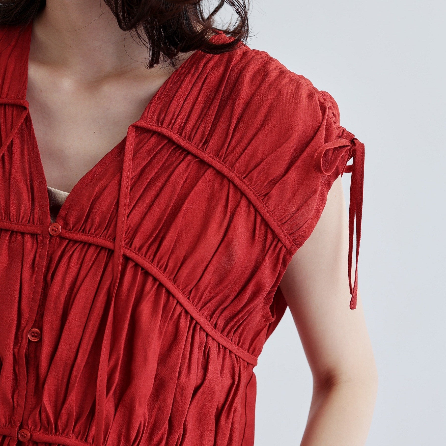 ギャレスト GALLEST ギャザースリーブレスブラウス (ホワイト(001)) ホワイト(001)