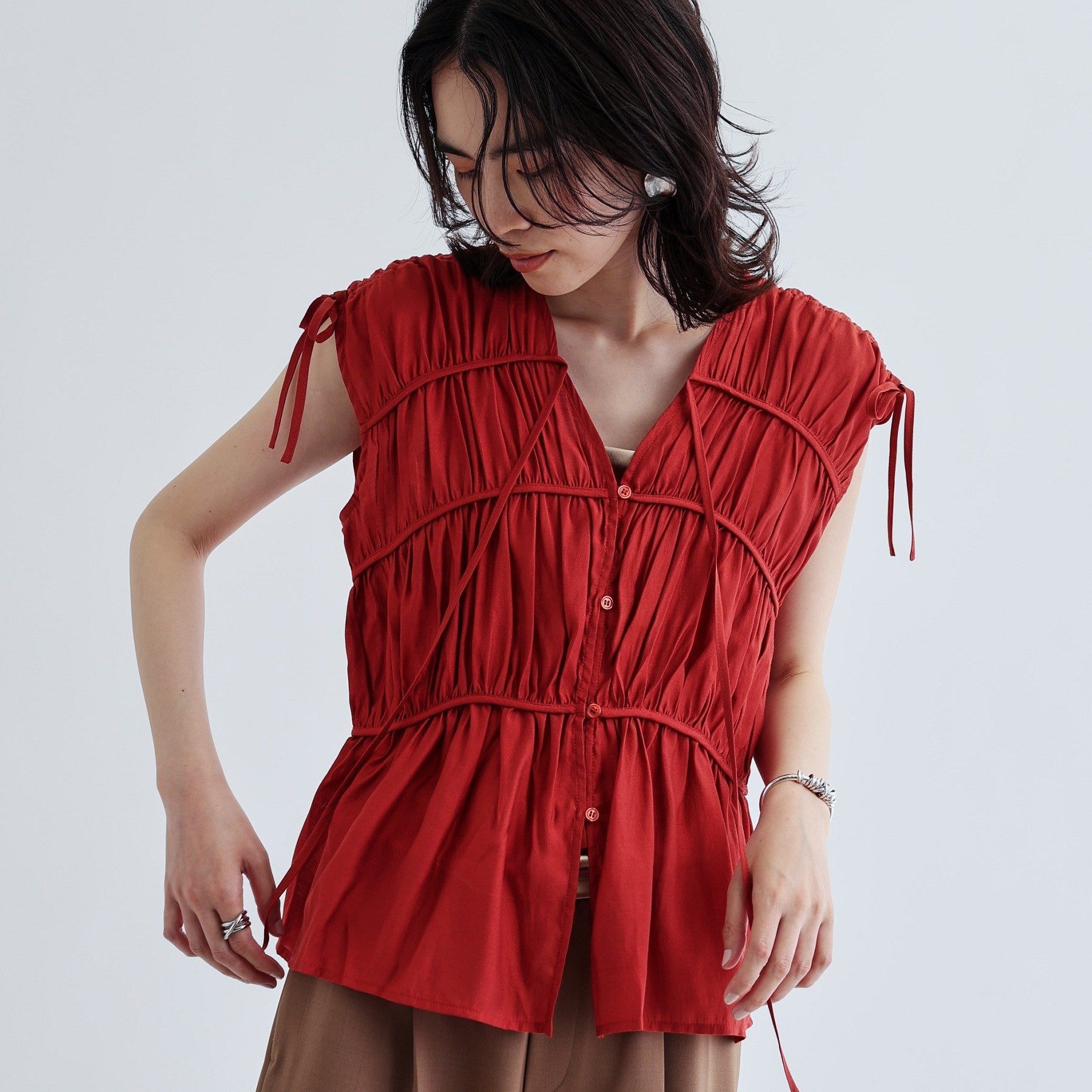 ギャレスト GALLEST ギャザースリーブレスブラウス (ブラウン(043)) ブラウン(043)