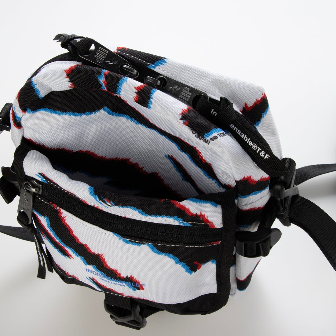 インディスペンサブル INDISPENSABLE IDP クイックショルダーバッグ BUDDY WHTTGR (ホワイト) ホワイト