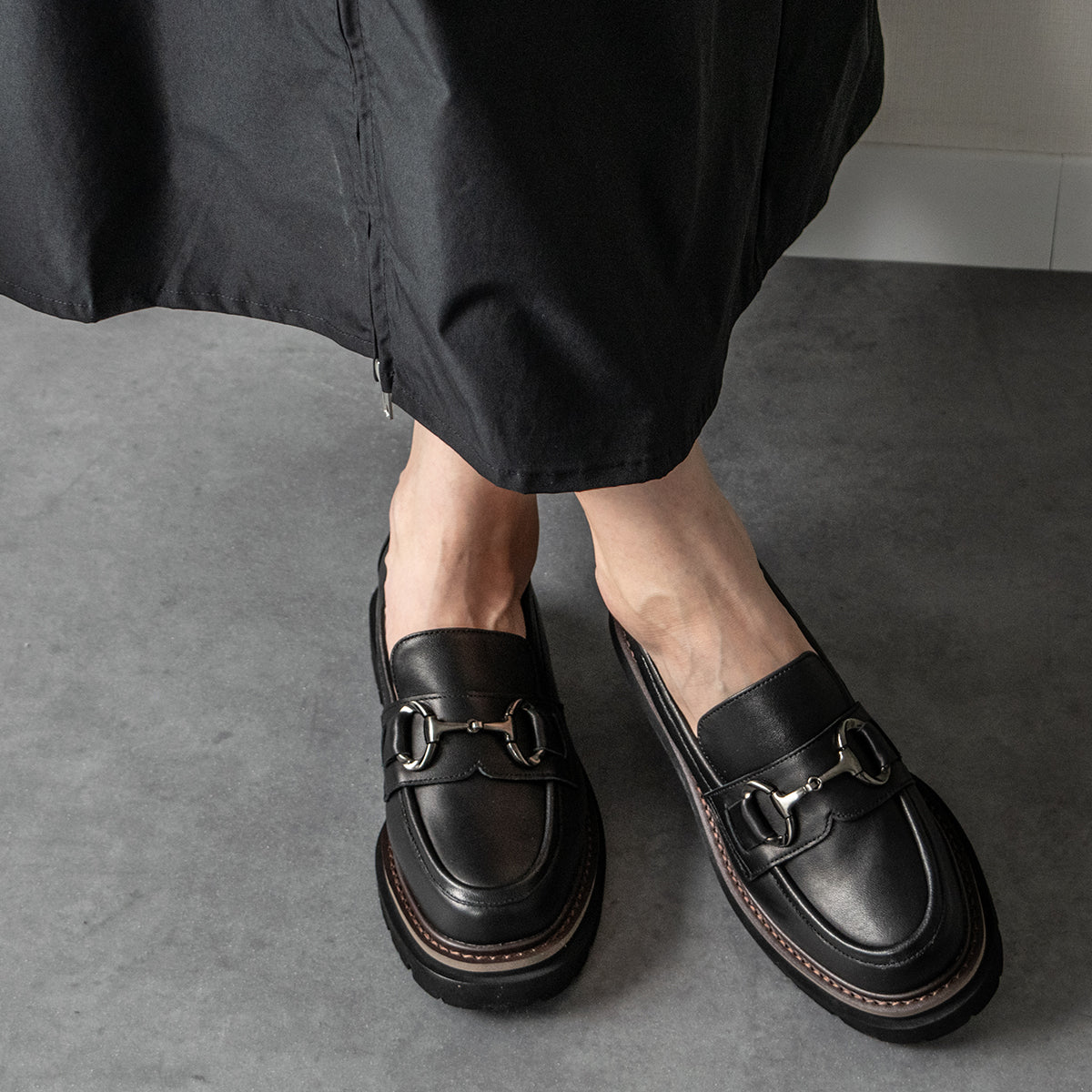 インターショシュール INTER-CHAUSSURES 撥水厚底ビットローファー (ブラック) ブラック