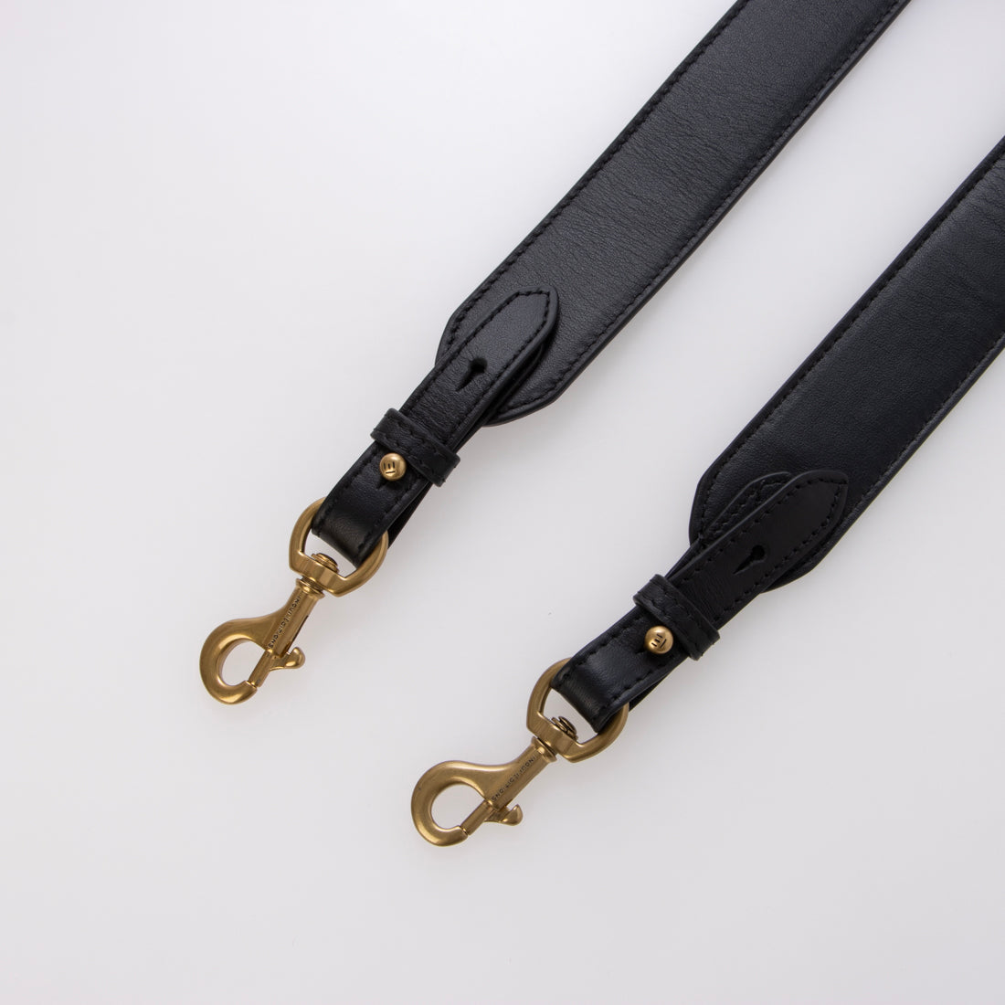 イヌイエディションズ INOUI EDITIONS 【正規取扱店】NOMADE BAG 07708 (Noir/Black) Noir/Black