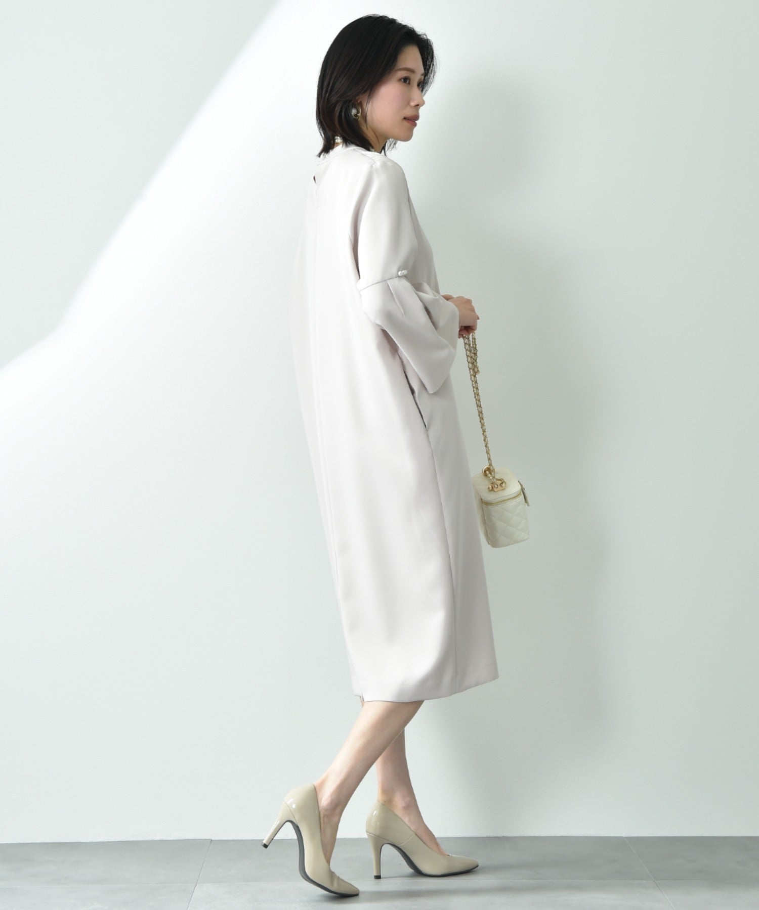 インタープラネット INTERPLANET 【マシーンウォッシャブル】ダブルクロス袖パール釦ワンピース