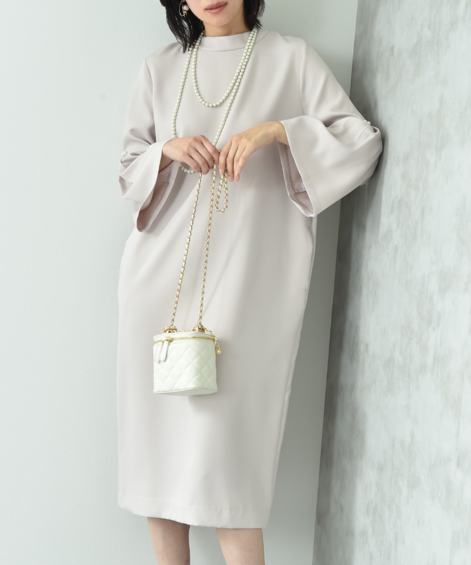 インタープラネット INTERPLANET 【マシーンウォッシャブル】ダブルクロス袖パール釦ワンピース