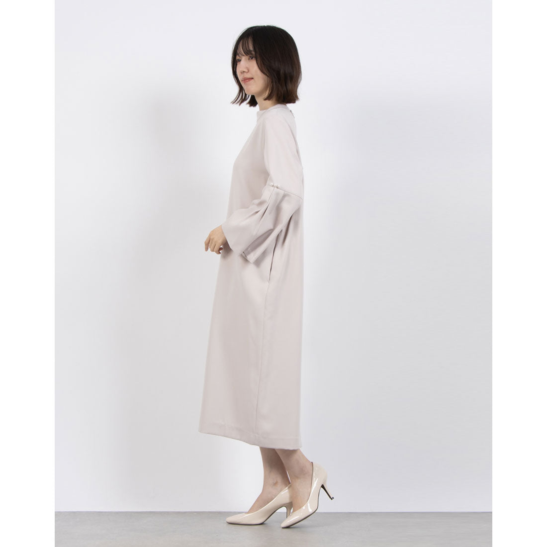 インタープラネット INTERPLANET 【マシーンウォッシャブル】ダブルクロス袖パール釦ワンピース