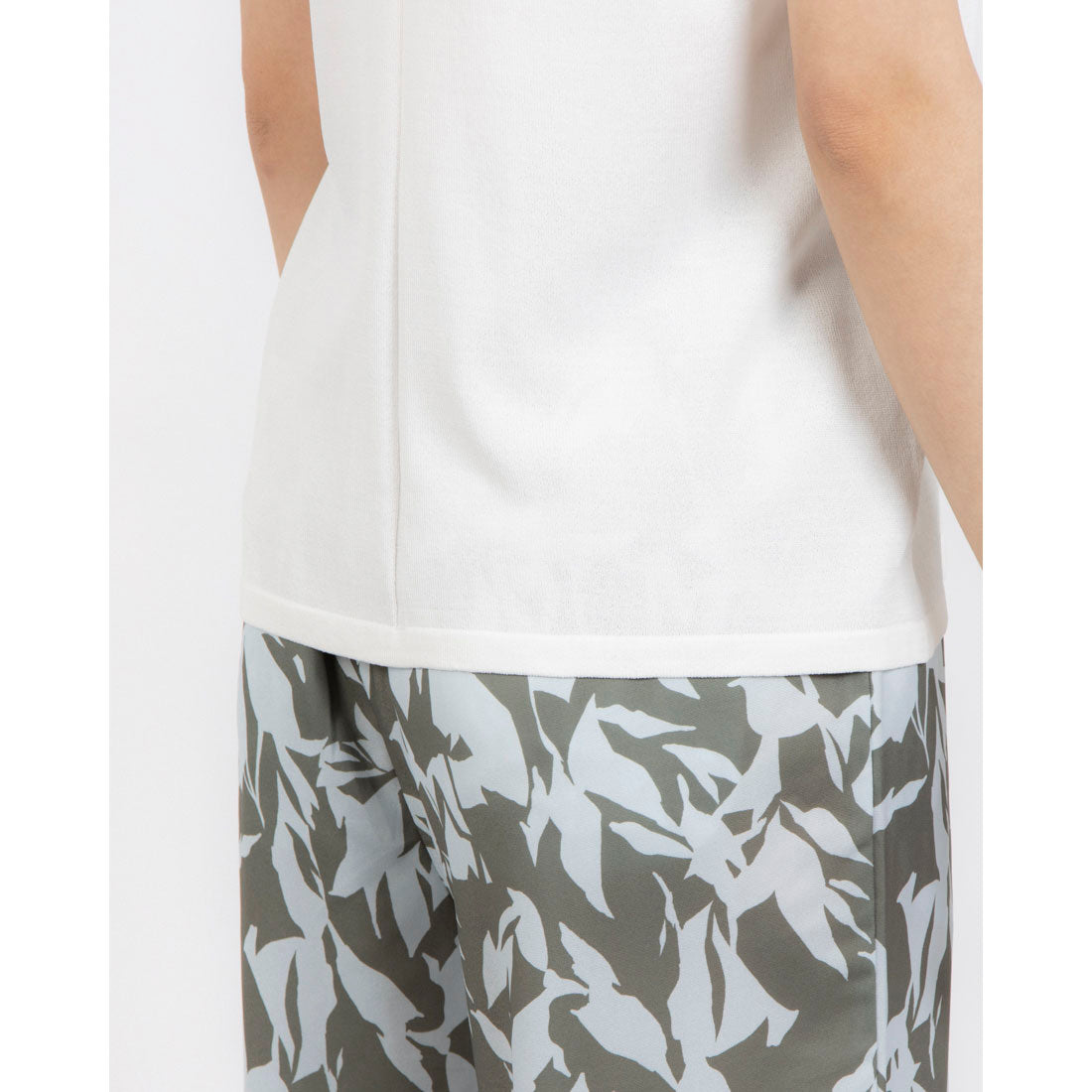 インタープラネット INTERPLANET RNシンプルニットTシャツ (オフホワイト) オフホワイト