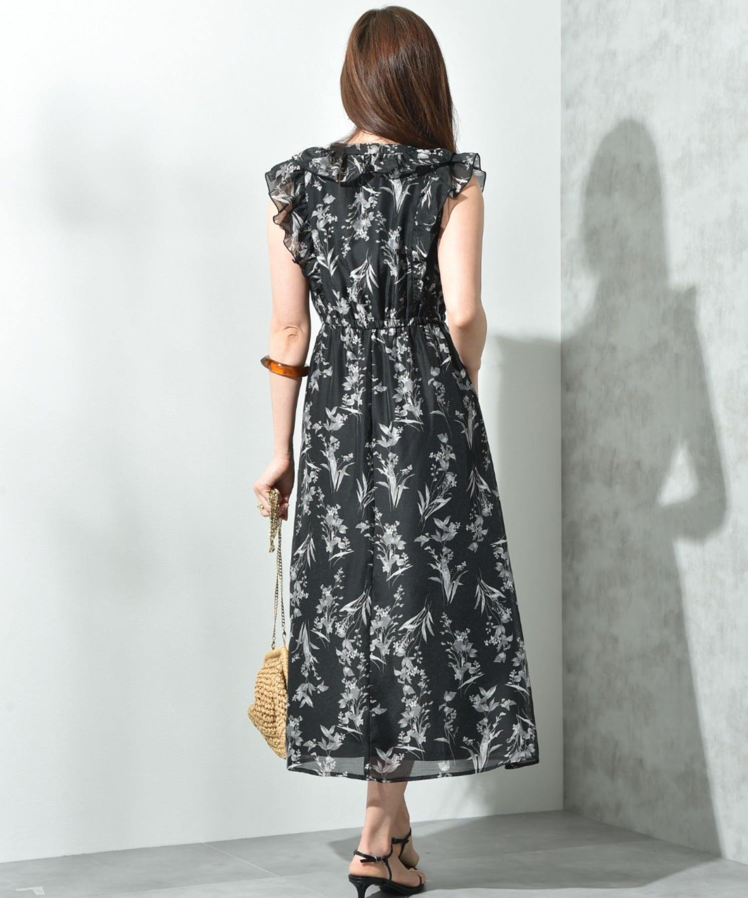 インタープラネット INTERPLANET シアー単色フラワープリントフリルワンピース (花柄 ブラック) 花柄 ブラック