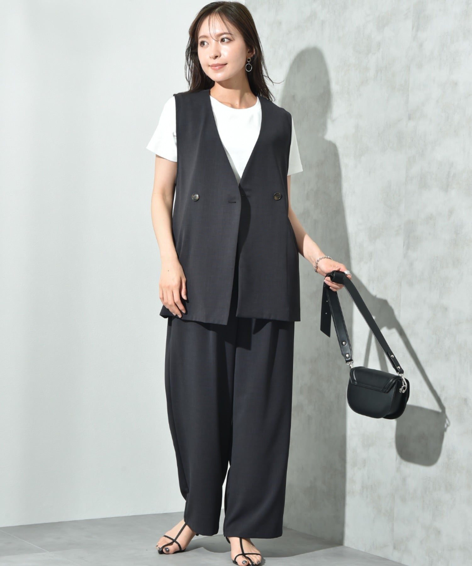 インタープラネット INTERPLANET 【CLOCHE】接触冷感ダブルベスト (ブラック) ブラック