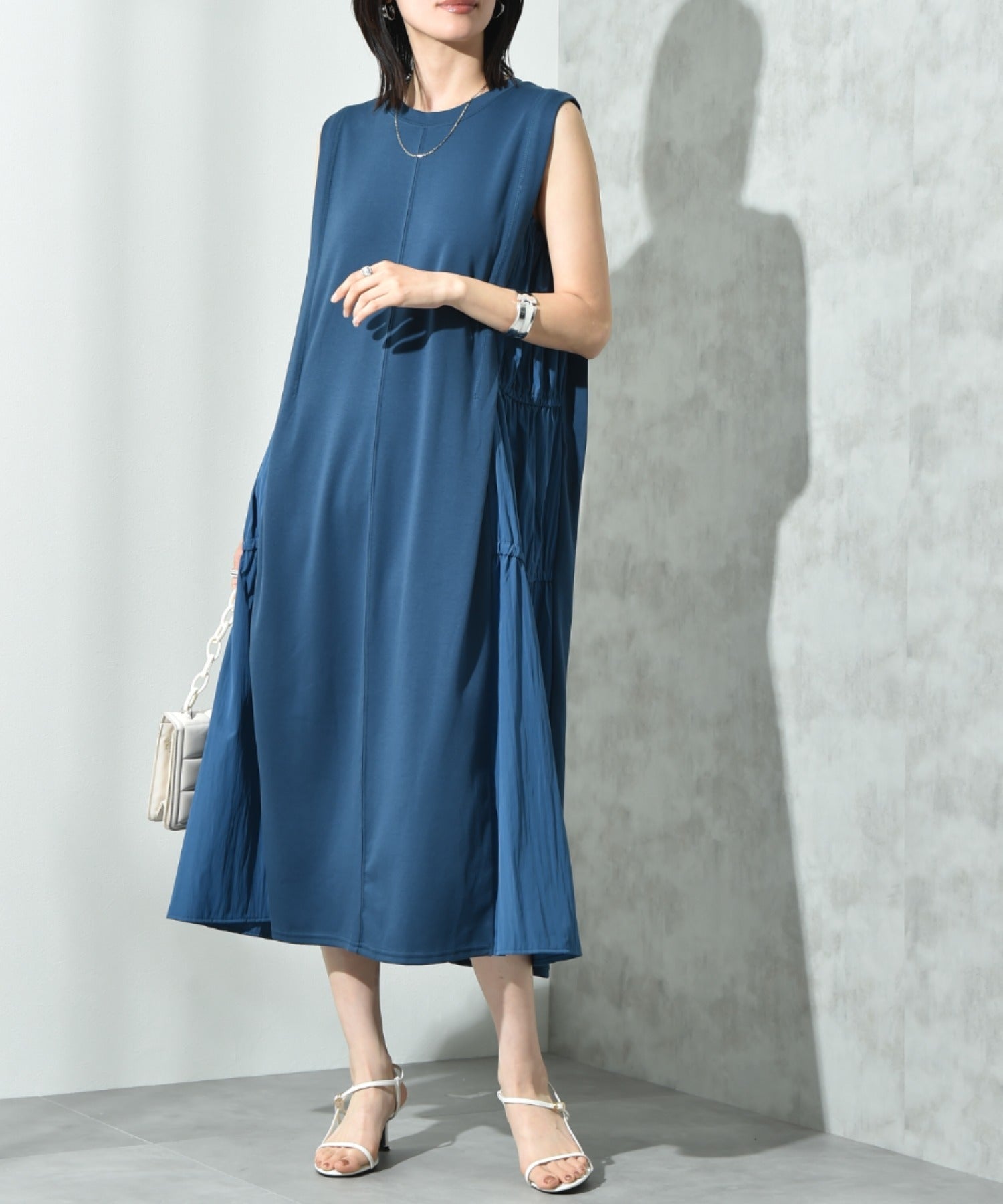 インタープラネット INTERPLANET 【接触冷感】サイドシャーリングワンピース (チャコールグレー) チャコールグレー