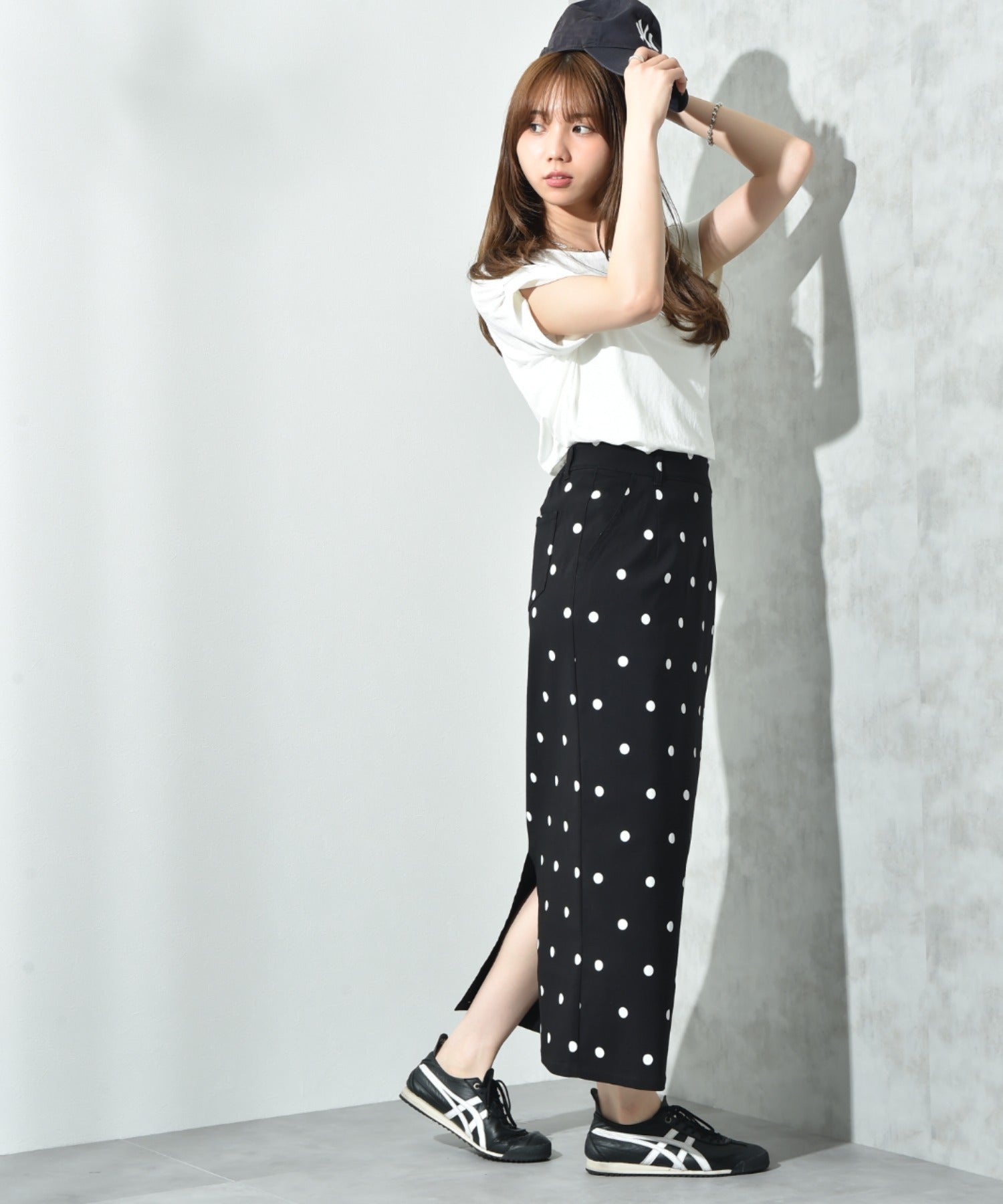 インタープラネット INTERPLANET ストレッチナロースカート (ドット ブラック) ドット ブラック