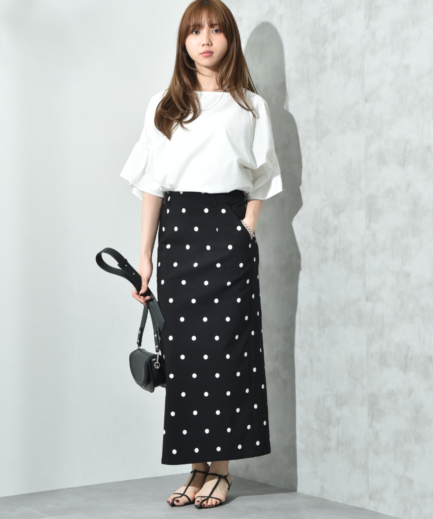 インタープラネット INTERPLANET ストレッチナロースカート (ドット ブラック) ドット ブラック