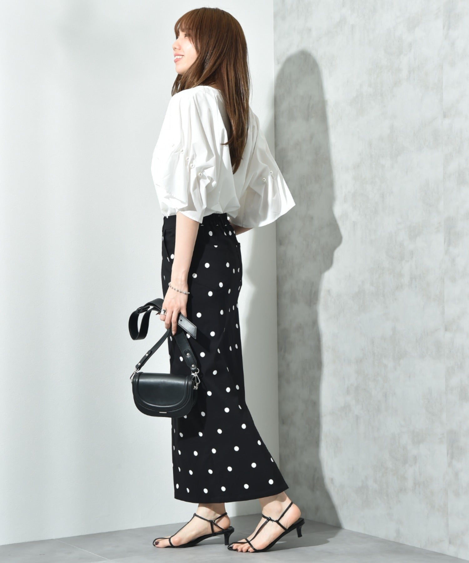 インタープラネット INTERPLANET ストレッチナロースカート (ドット ブラック) ドット ブラック