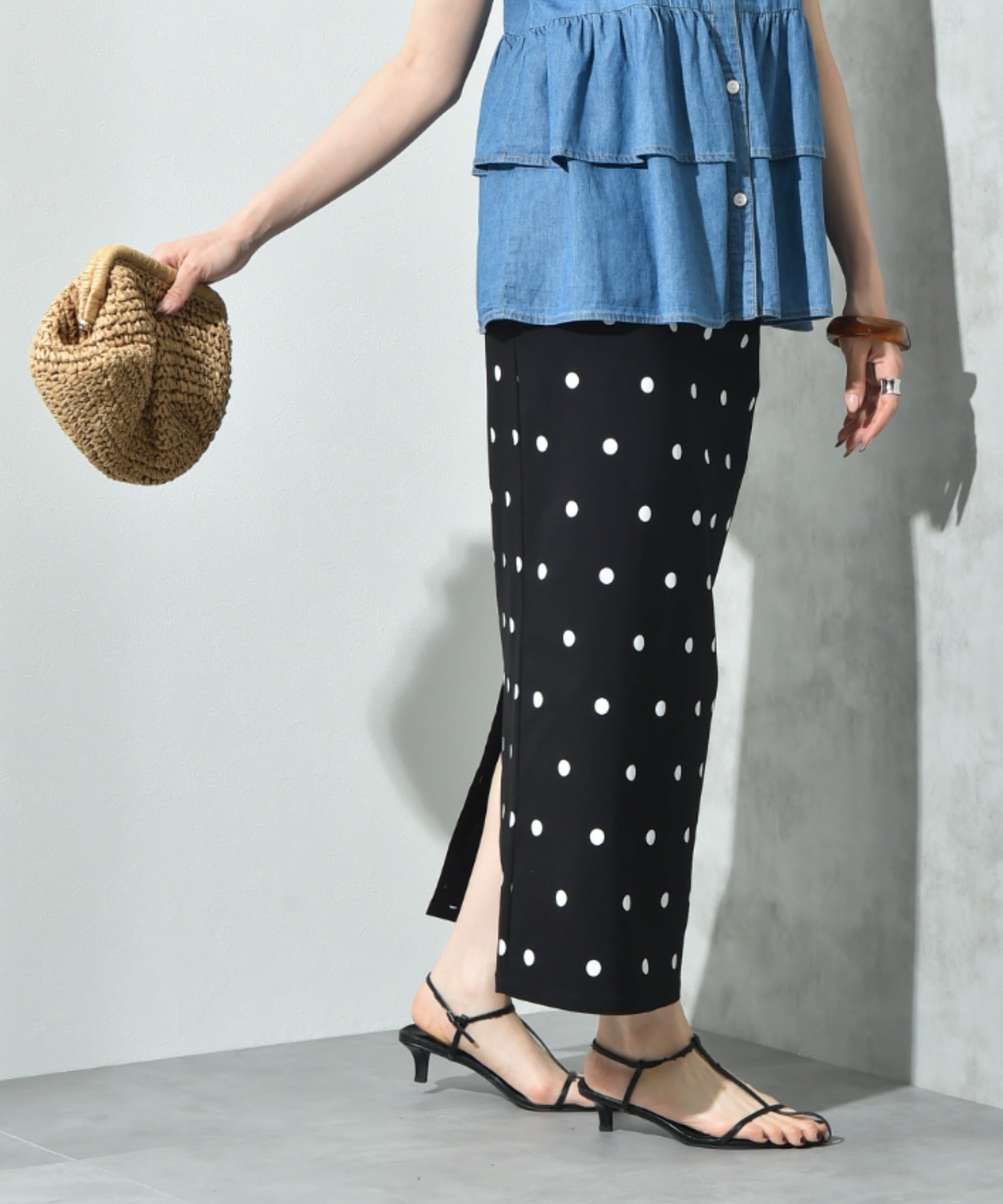 インタープラネット INTERPLANET ストレッチナロースカート (ドット ブラック) ドット ブラック