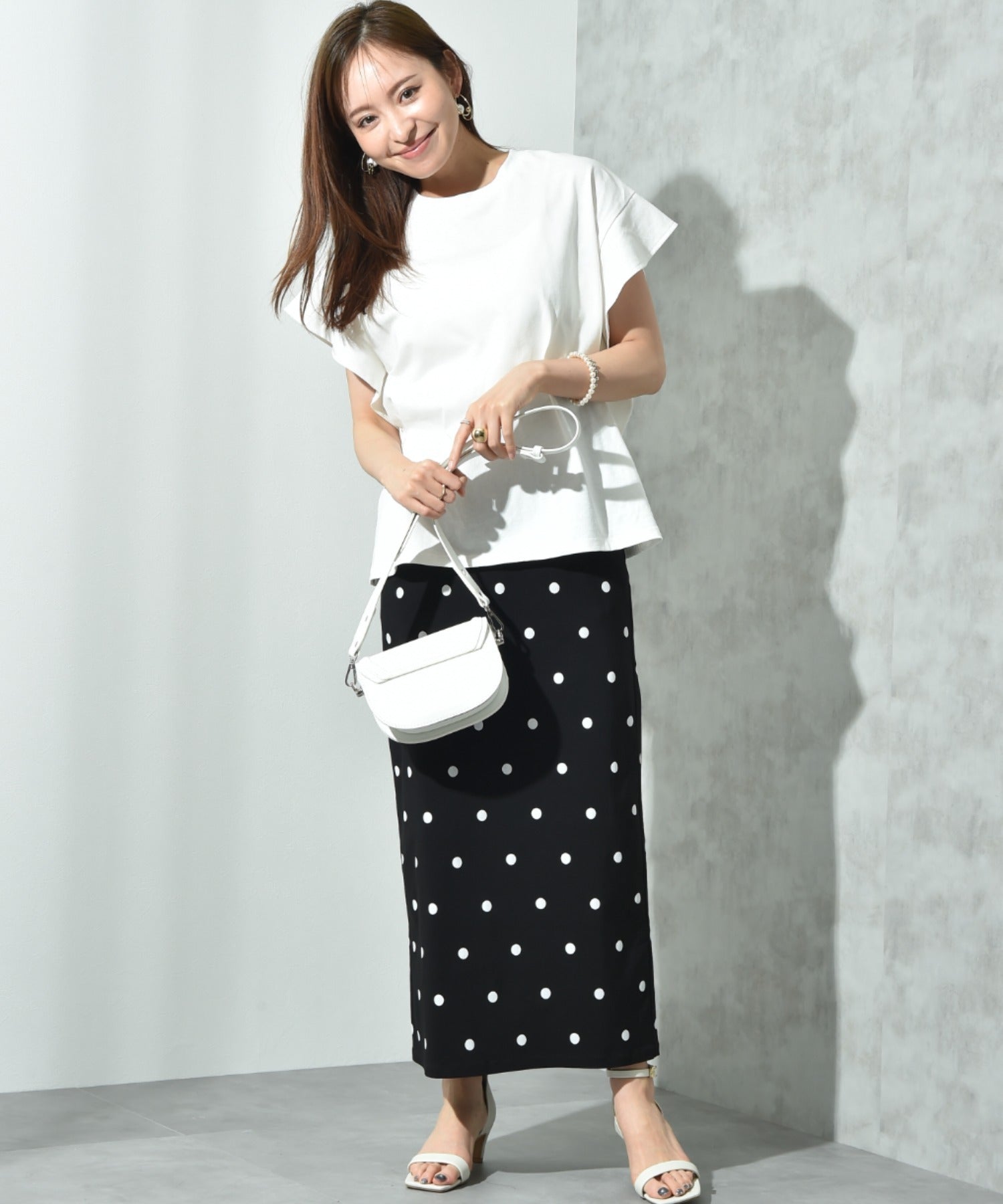 インタープラネット INTERPLANET ストレッチナロースカート (ドット ブラック) ドット ブラック