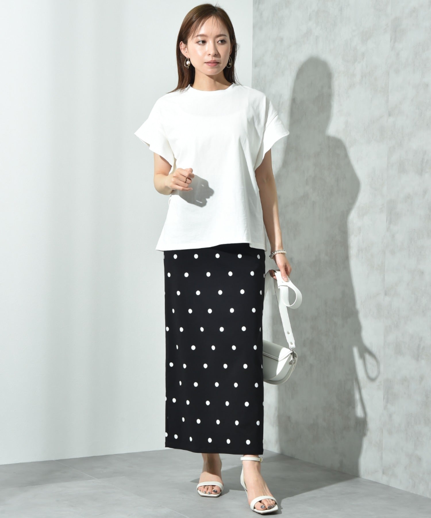 インタープラネット INTERPLANET ストレッチナロースカート (ドット ブラック) ドット ブラック