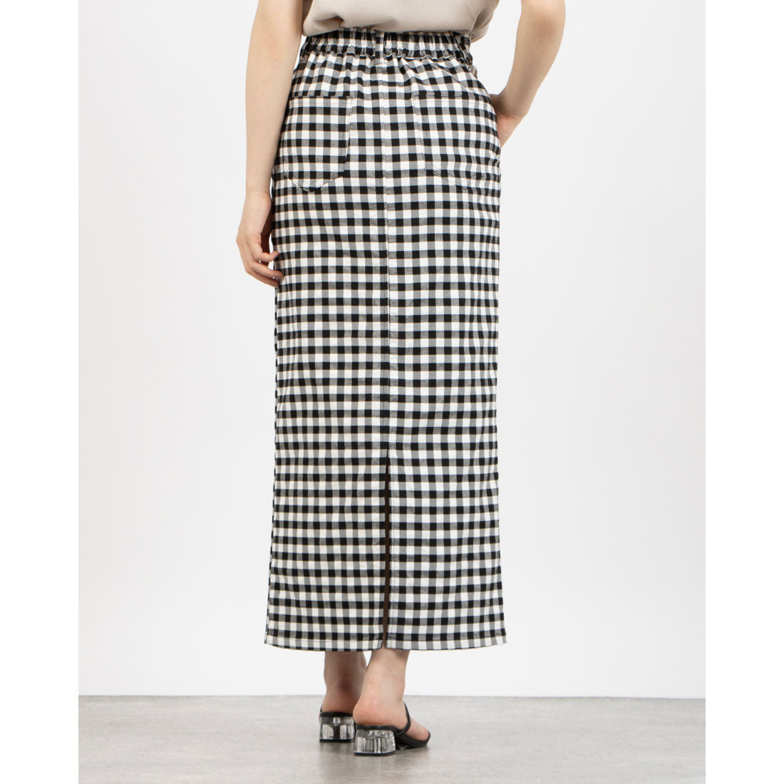 インタープラネット INTERPLANET ストレッチナロースカート (ドット ブラック) ドット ブラック