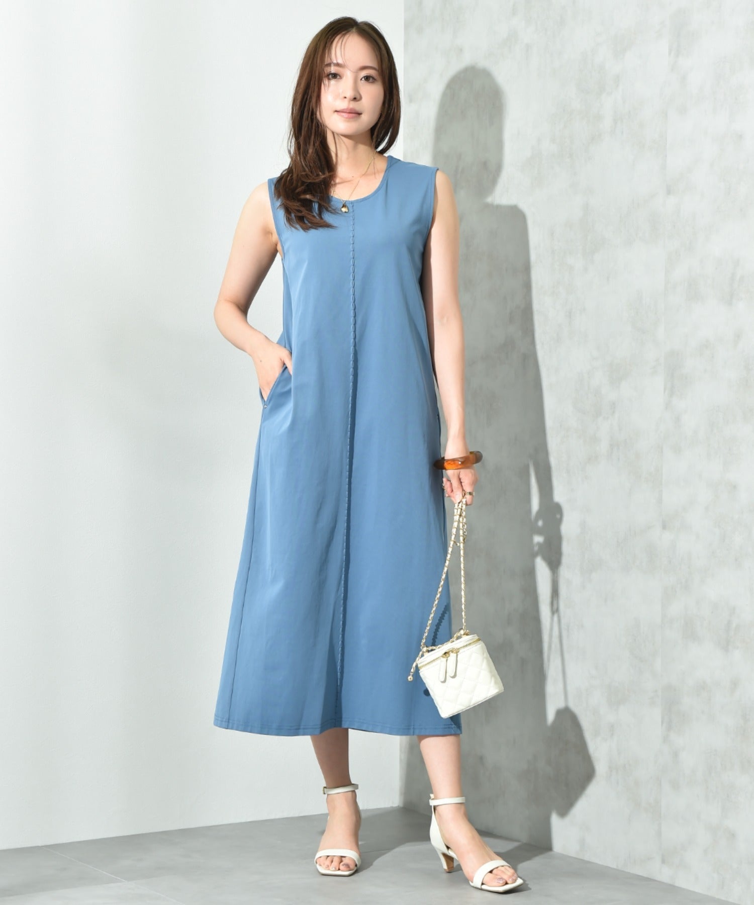 インタープラネット INTERPLANET ジャージーピンタックノースリワンピース (ブルー) ブルー