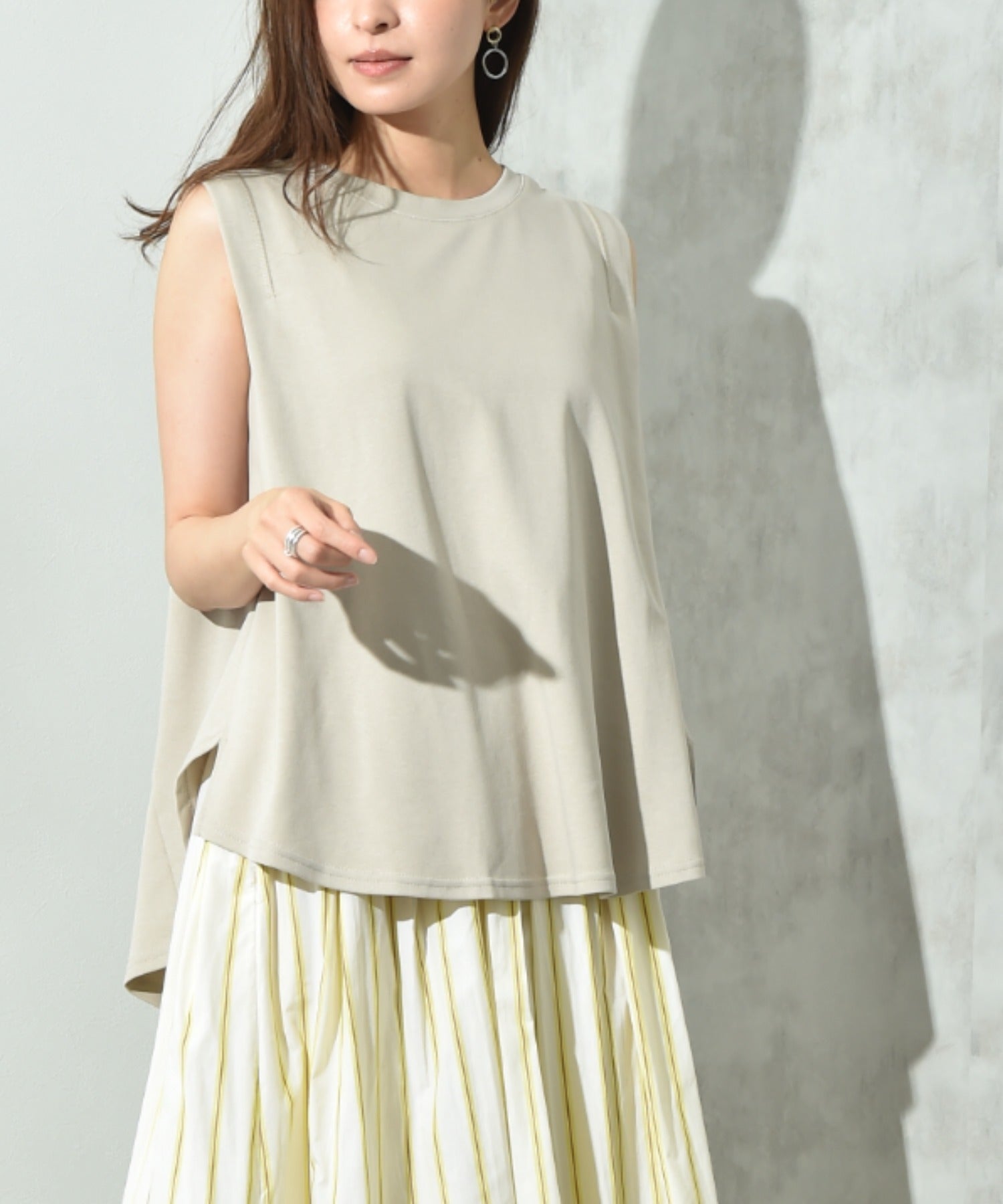 インタープラネット INTERPLANET 【接触冷感】パネル切替ノースリプルオーバー (グレージュ) グレージュ