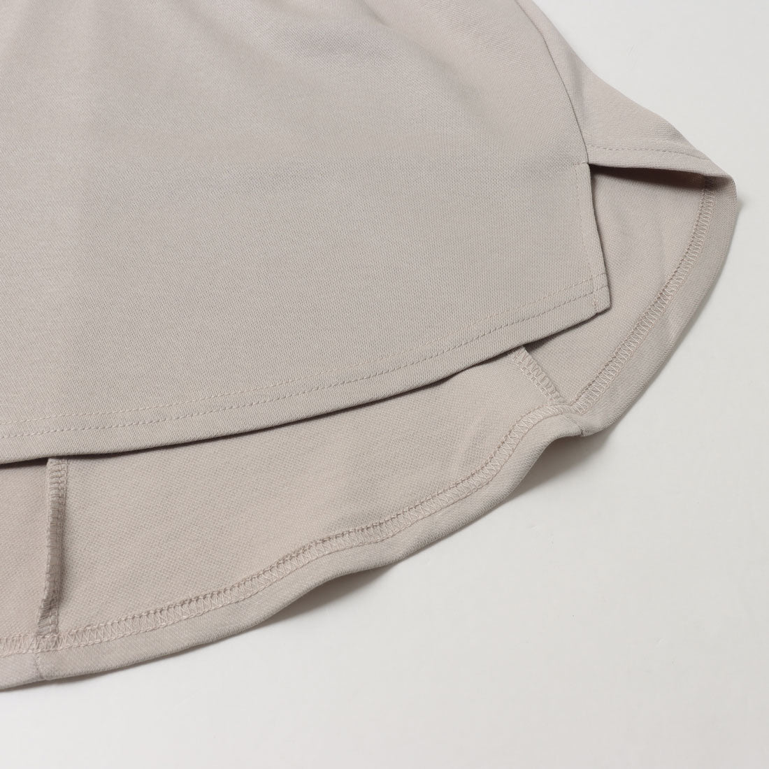 インタープラネット INTERPLANET 【接触冷感】パネル切替ノースリプルオーバー (グレージュ) グレージュ