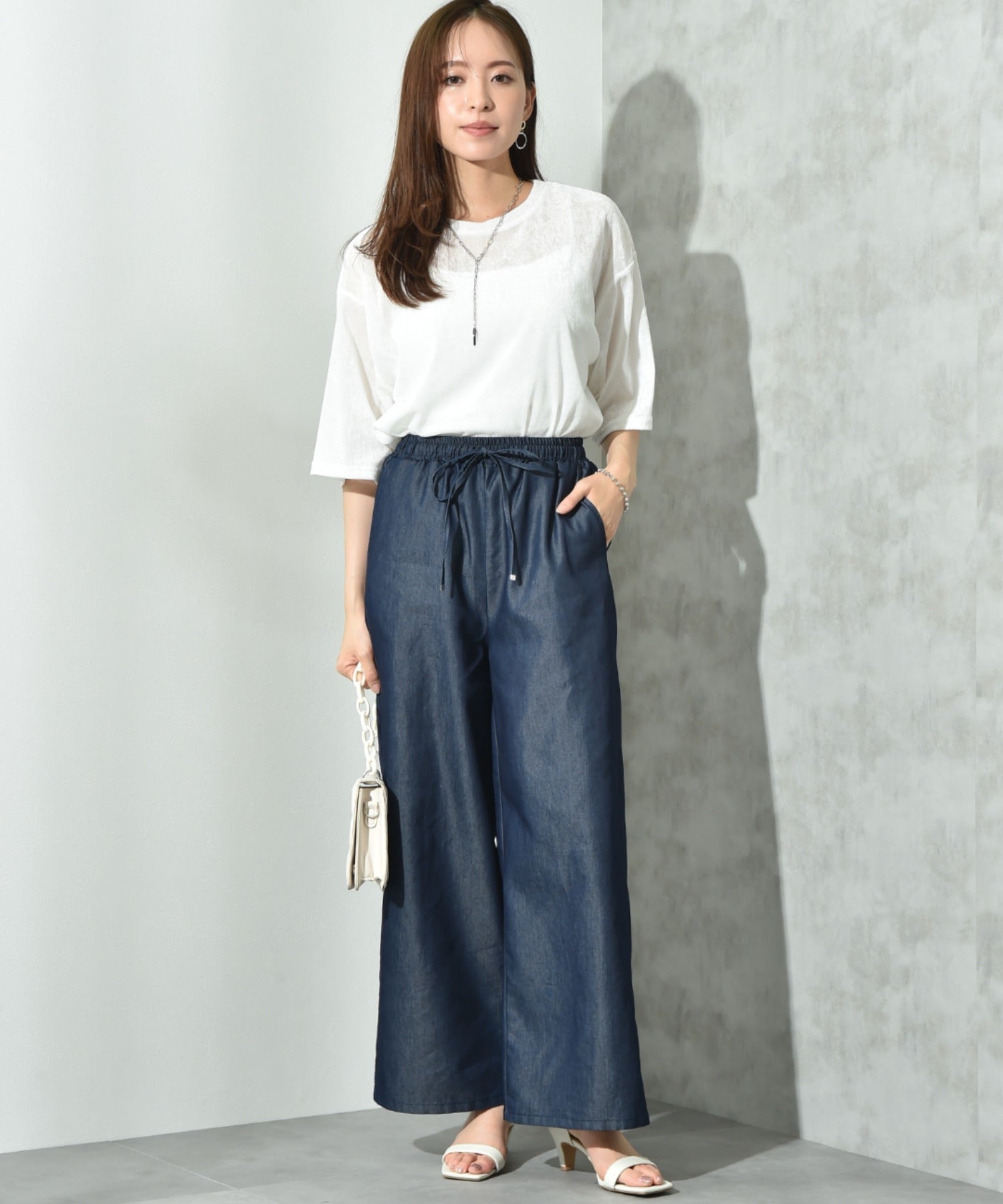 インタープラネット INTERPLANET ライトデニムワイドパンツ (ネイビー) ネイビー