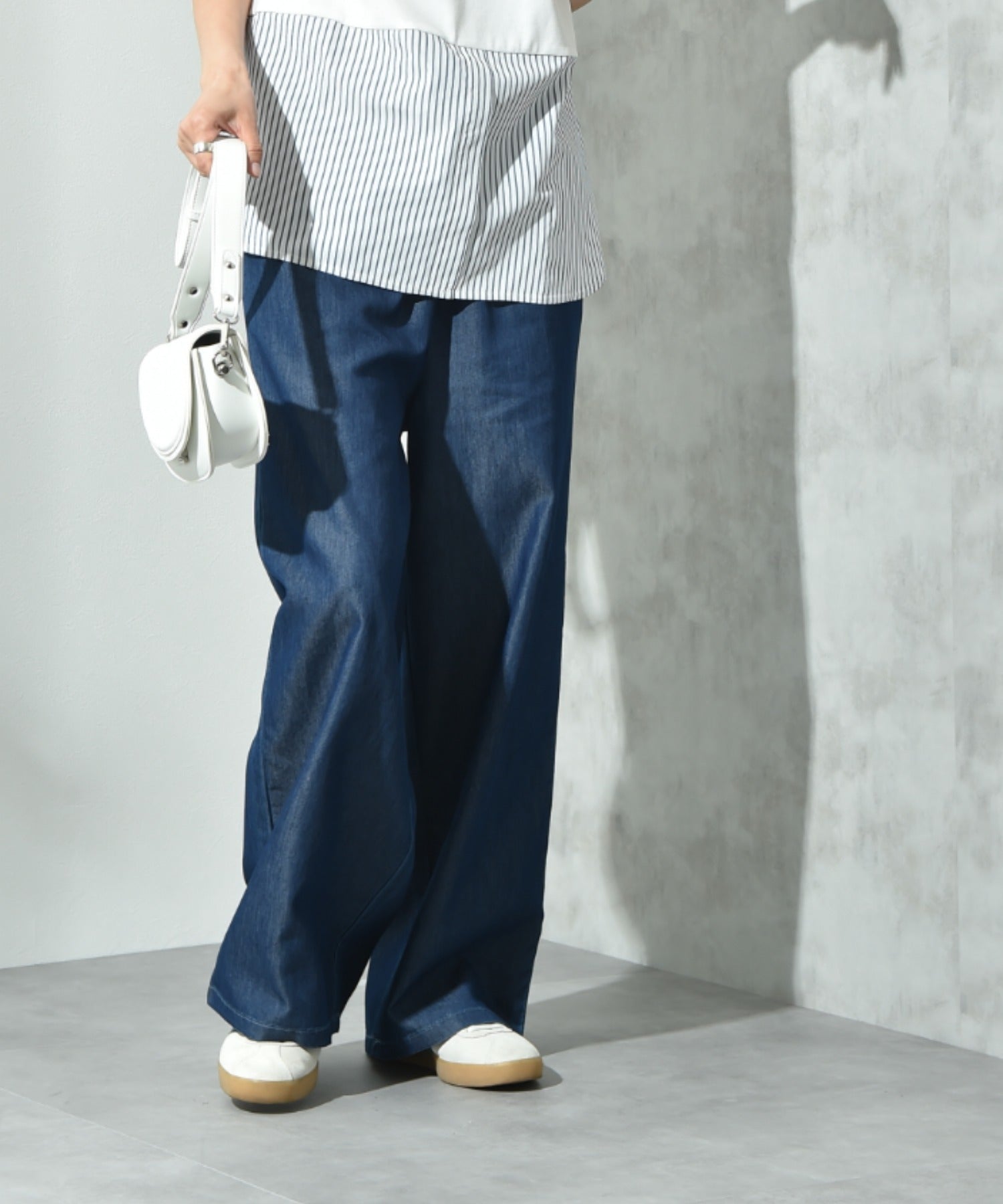 インタープラネット INTERPLANET ライトデニムワイドパンツ (ネイビー) ネイビー